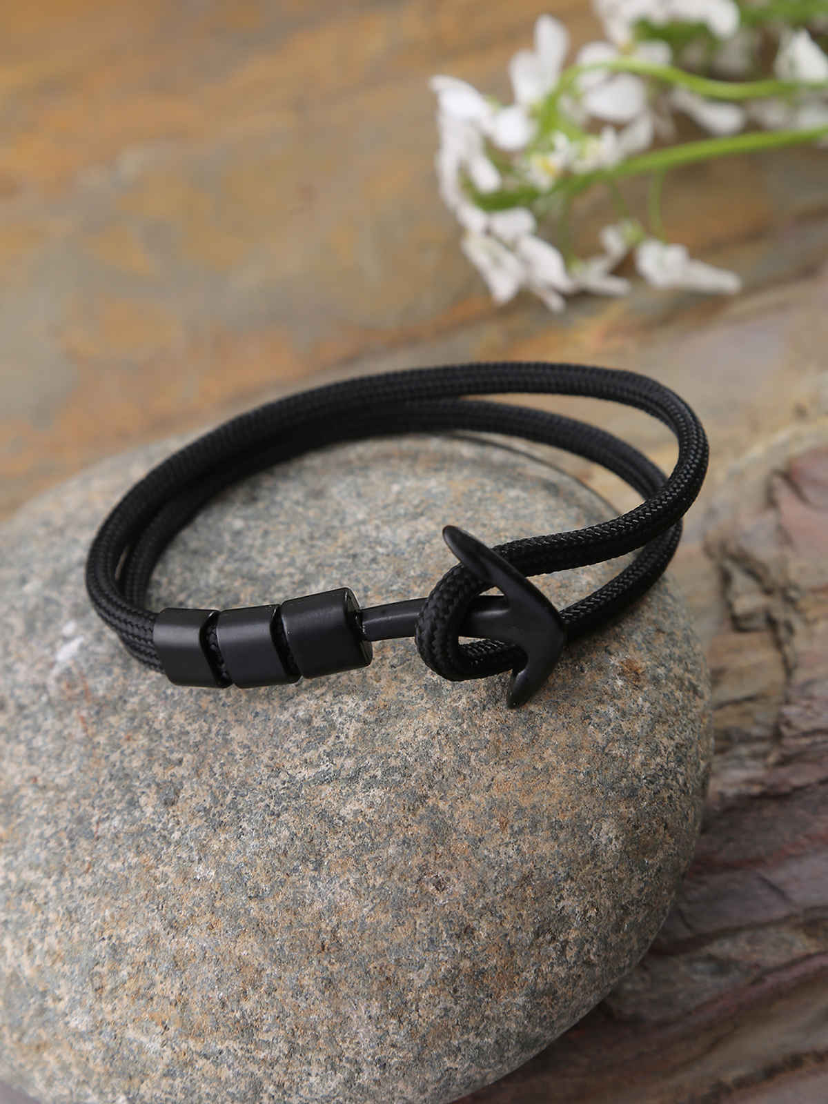 Sohi Men Black Wraparound Bracelet