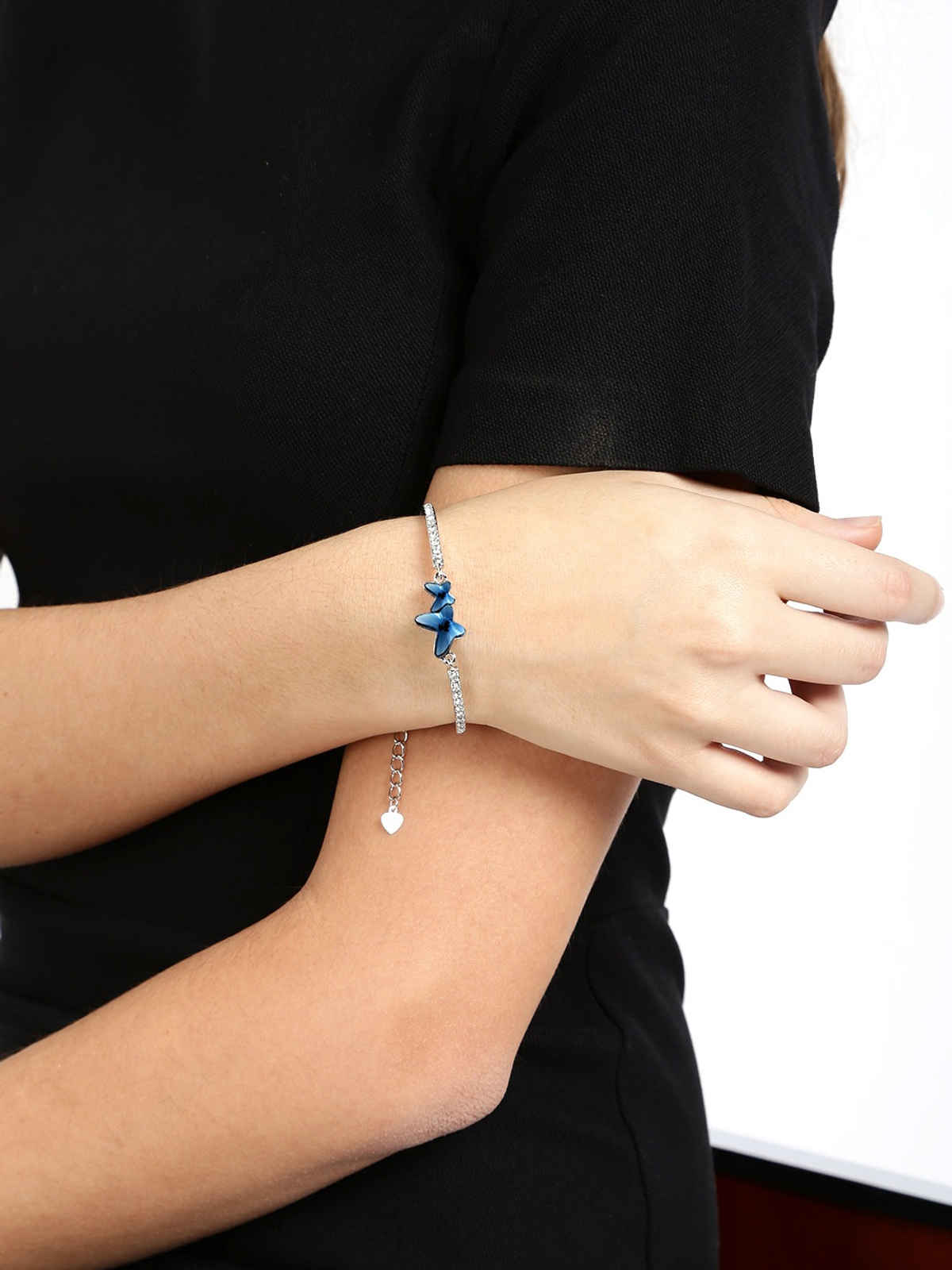 Yellow Chimes Women Silver-Toned & Blue Crystals Rhodium-Plated Link Bracelet