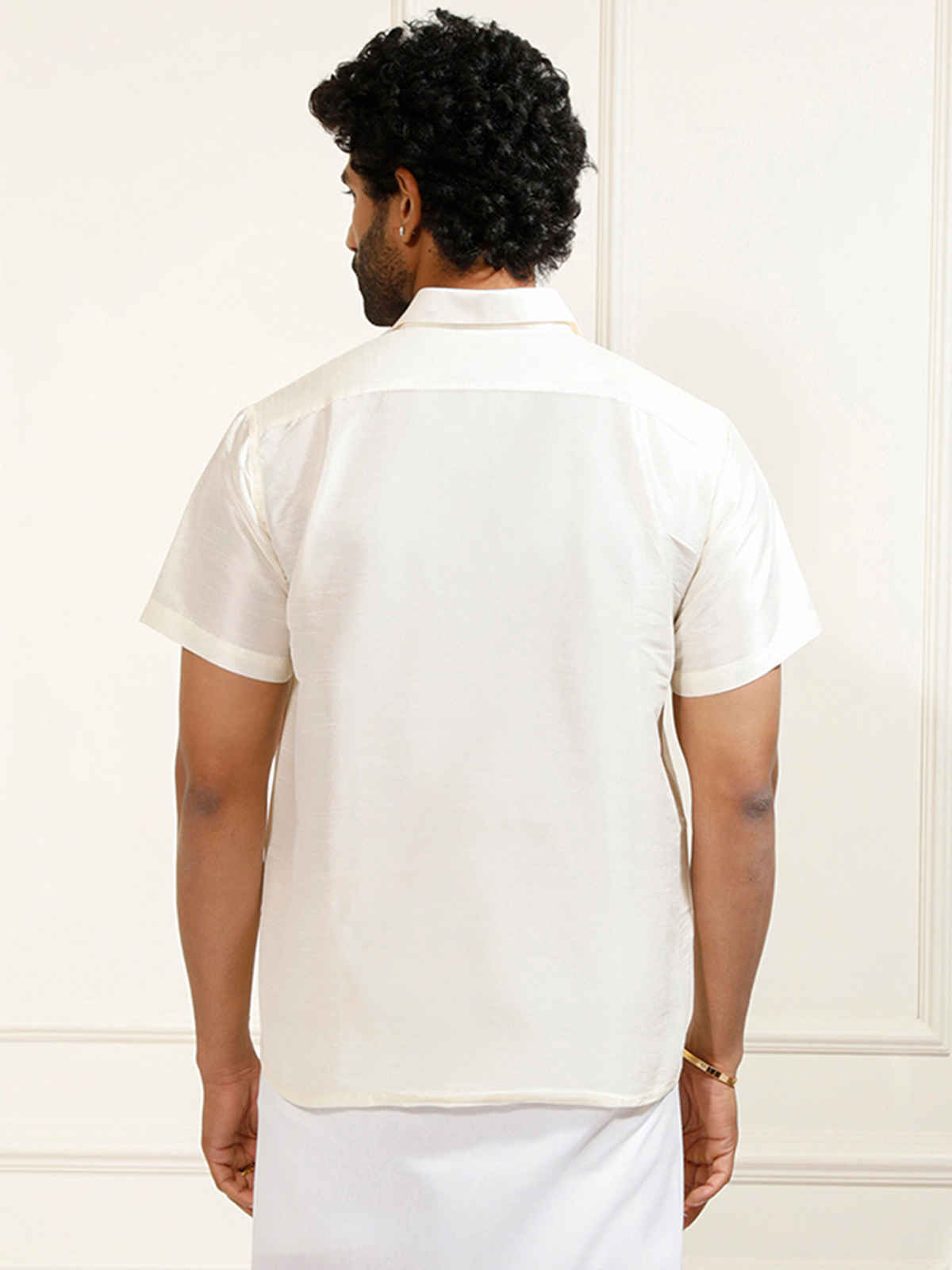 Vastramay Mens Silk Blend Casual Shirt | Cream Short Sleeve Elegant Fit with Patch Pocket - L