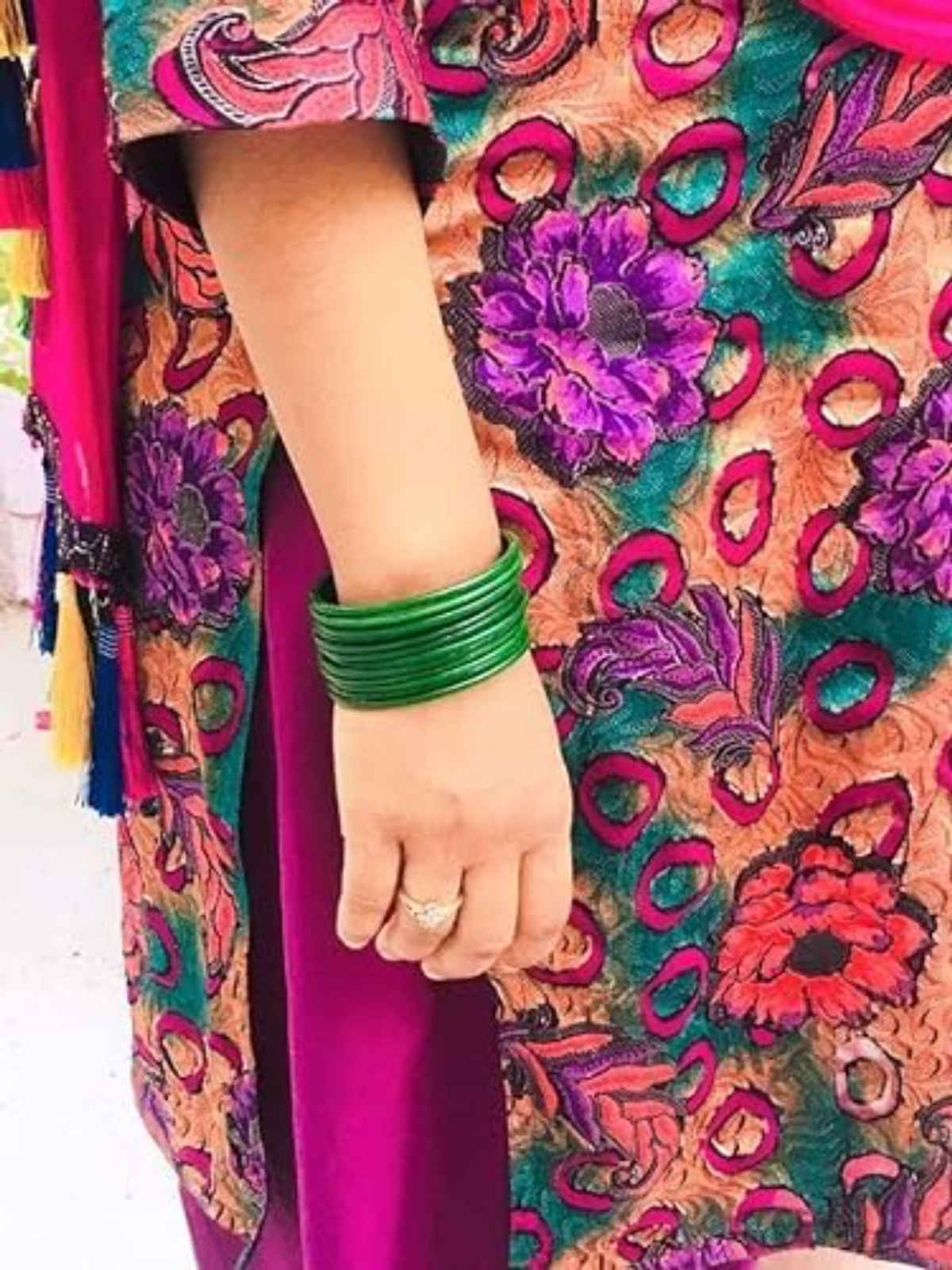 NVR Traditional Green Glass Bangle Chudi for Women & Girls Fashion Glossy | Size: 2.4