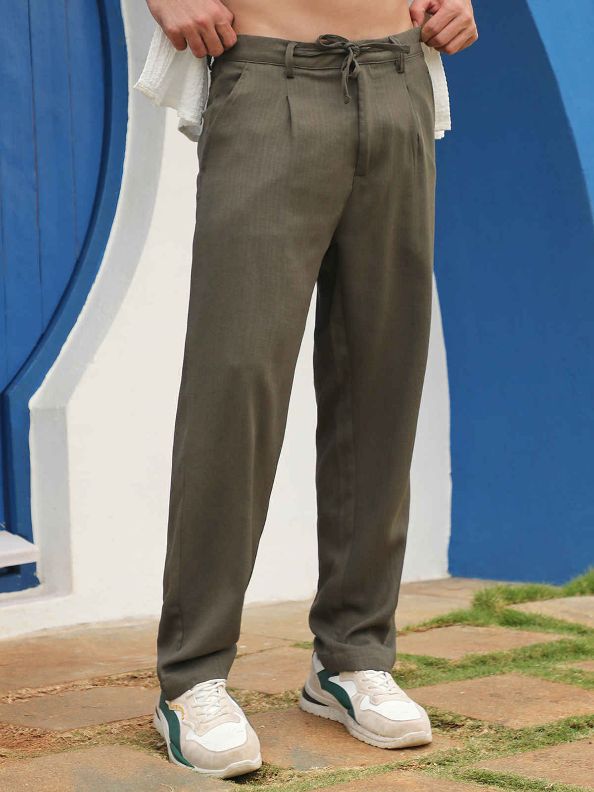 Campus Sutra Men's Tailored Linen-Blend Trousers | Olive Green - 30