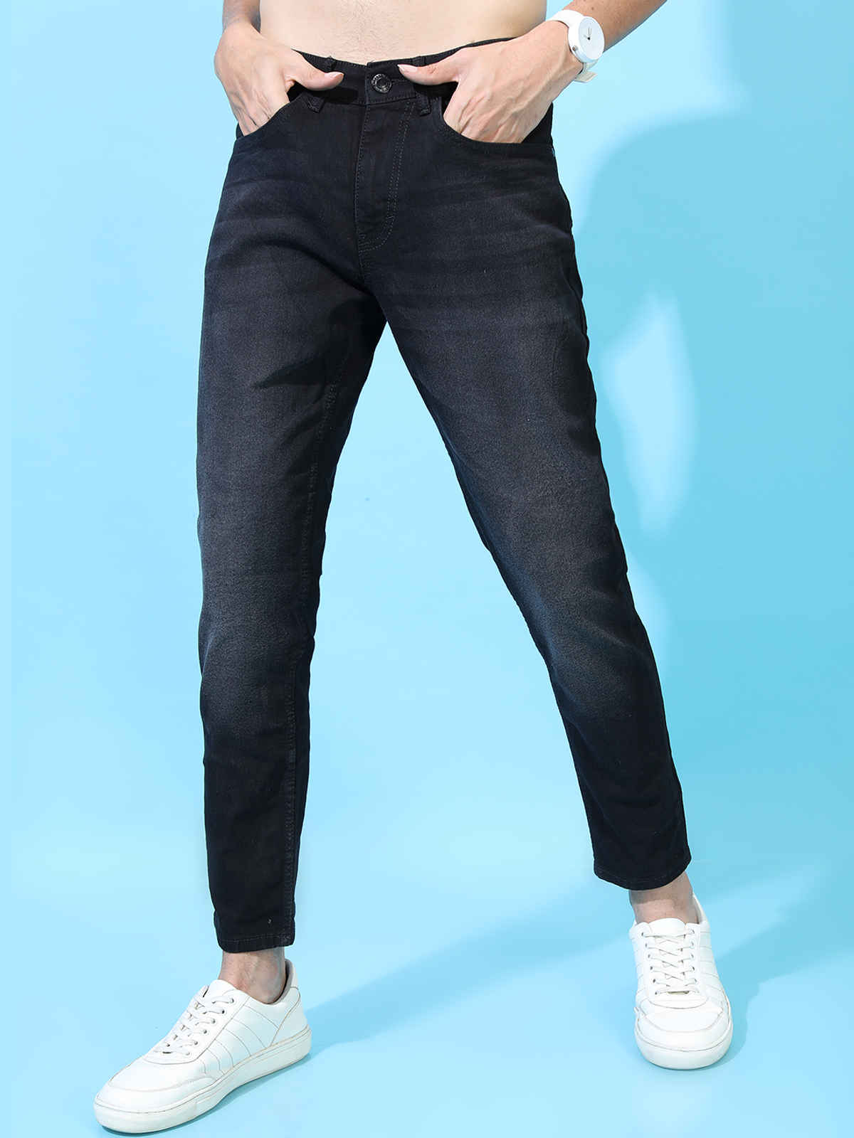 Highlander Men's Tapered Fit Mid-Rise Clean Look Stretchable Jeans | Black - 36