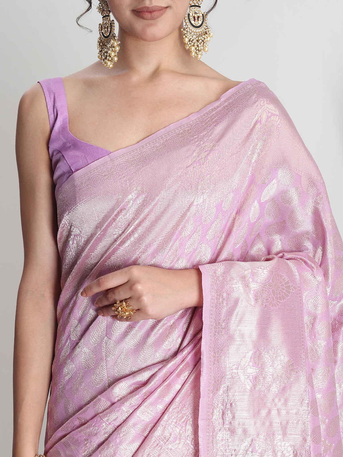Janasya Women's Silk Blend Leaf Motifs Saree with Blouse Piece | SAR646 | Lavender