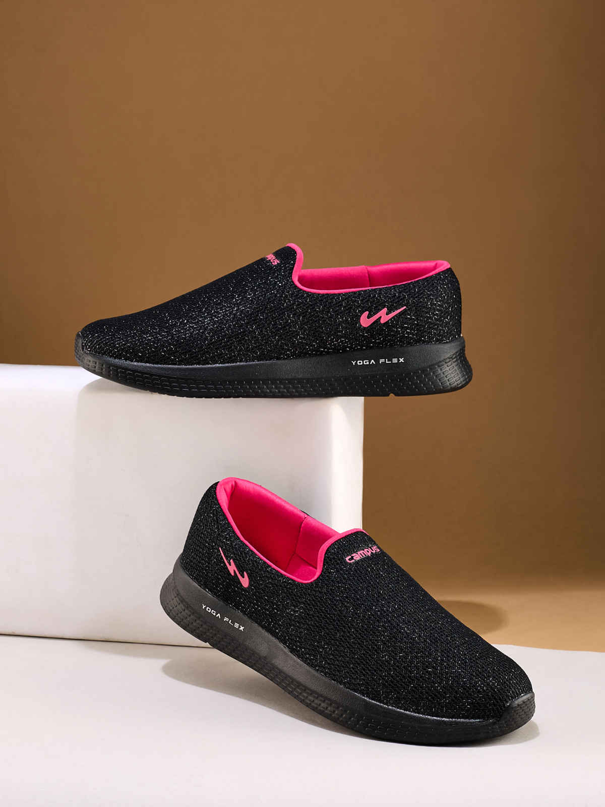 Campus Women's Zoe Plus Walking Shoes | Black - UK 8