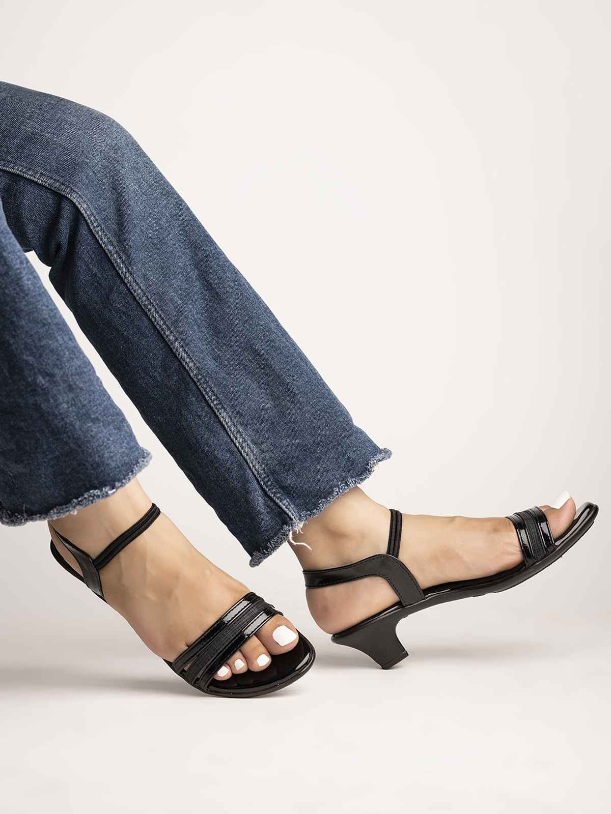 Shoetopia Women s Black Kitten Heels | UK5