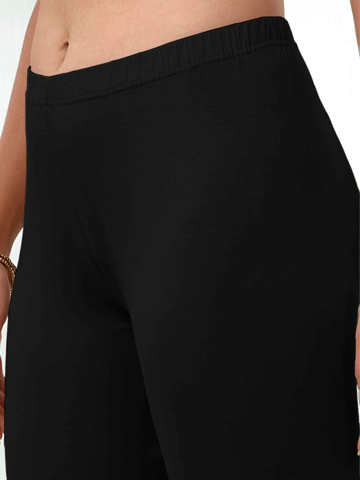 Lyra Women's Capri | Black - Free Size