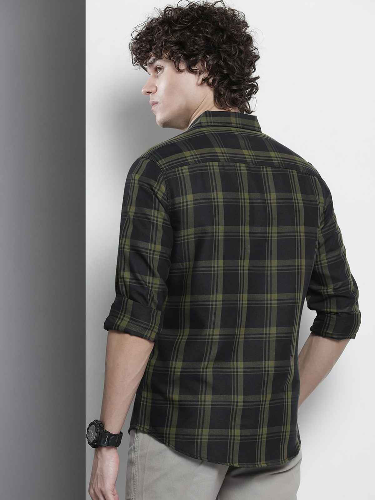 The Indian Garage Co Men's Regular Fit Checkered Casual Shirt | Black - S