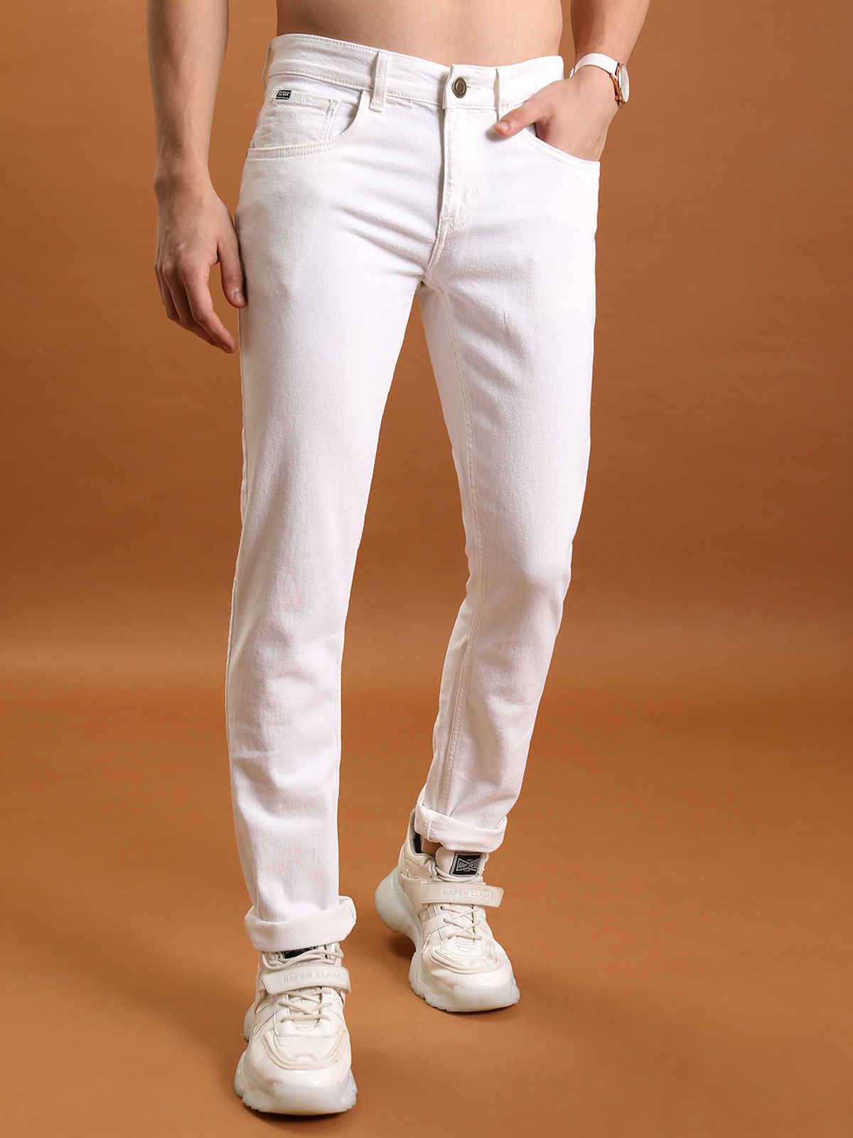 Highlander Men's Straight Fit Mid-Rise Light Shade Clean Look Stretchable Jeans | White - 34