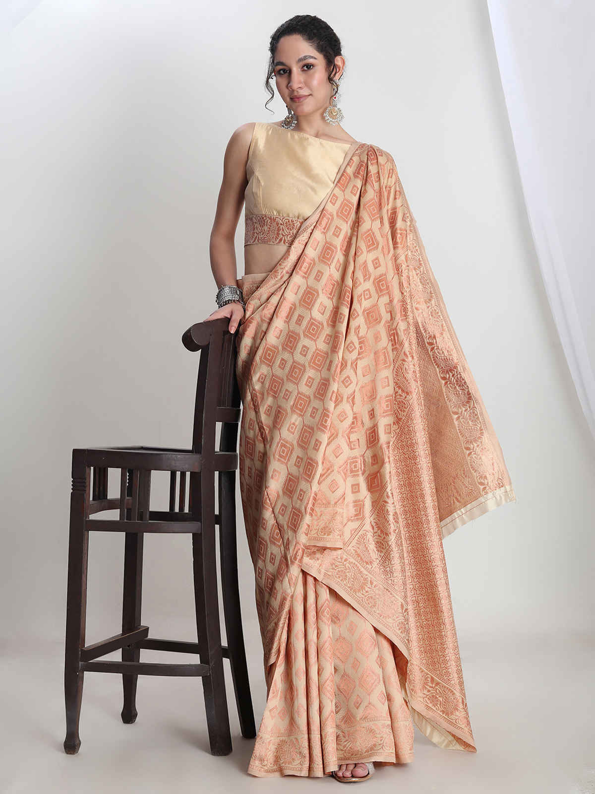 Janasya Women's Silk Blend Geometric Woven Design Jacquard Saree with Blouse Piece | SAR673 | Beige