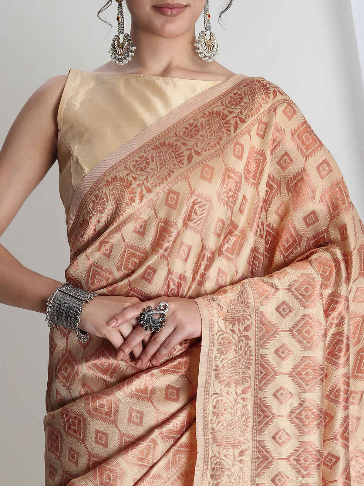 Janasya Women's Silk Blend Geometric Woven Design Jacquard Saree with Blouse Piece | SAR673 | Beige