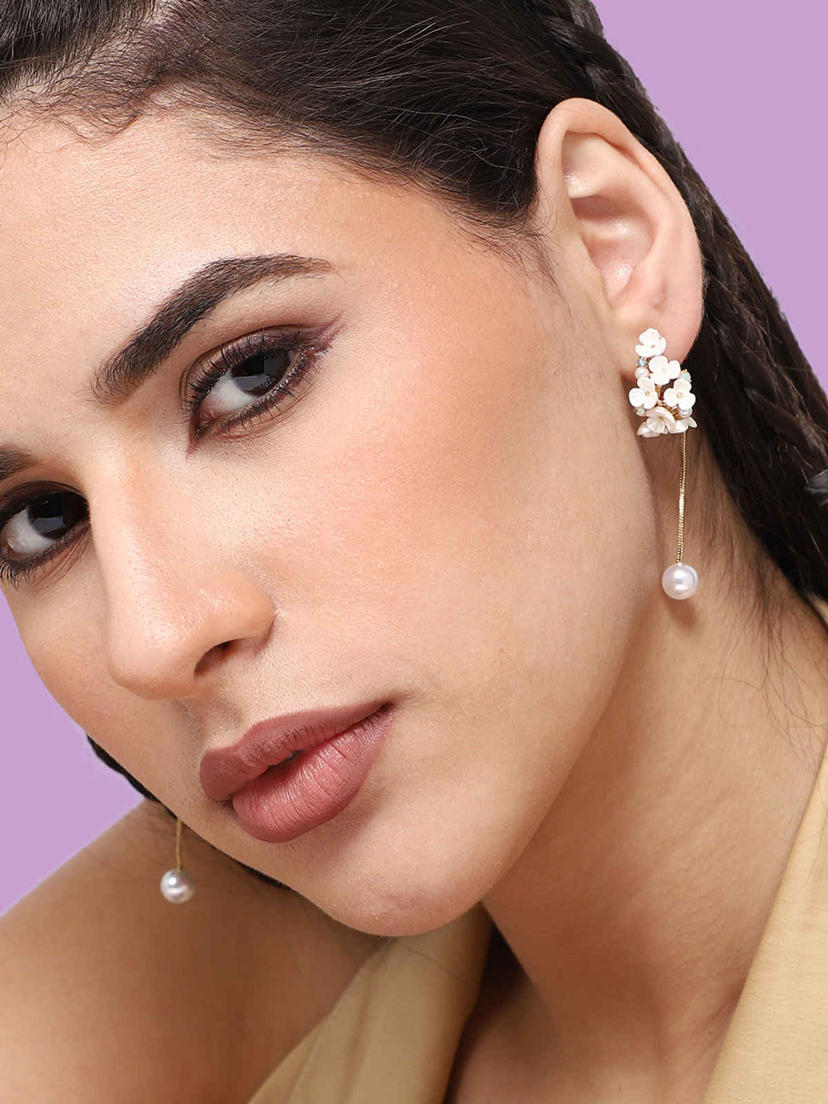Sohi White Gold-Plated Contemporary Drop Earrings