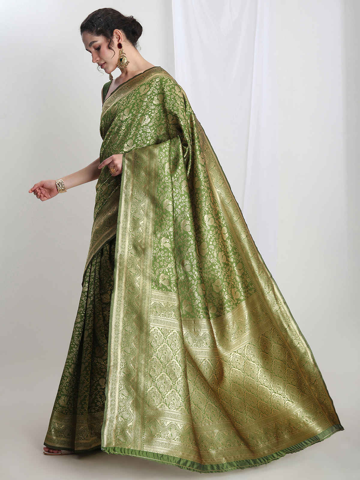 Janasya Women's Silk Blend Floral Woven Design Jacquard Saree with Blouse Piece | SAR656 | Green
