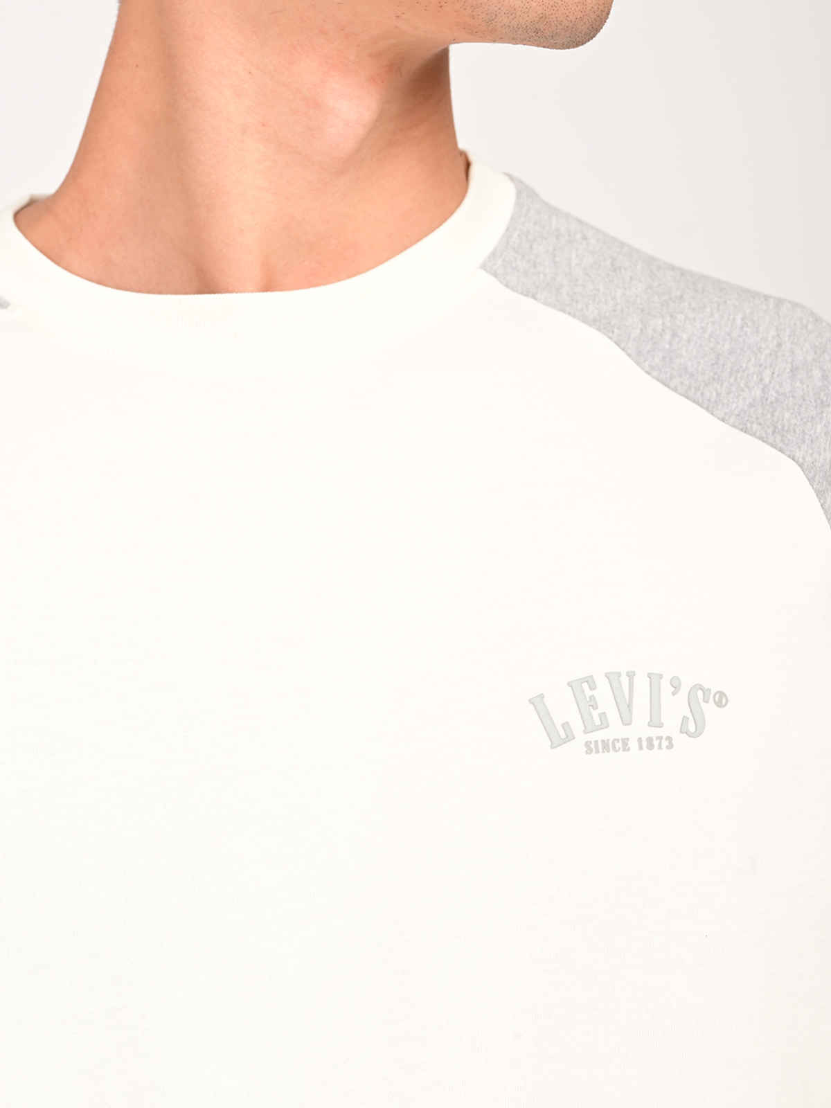 Levi's Men's Colour-Block Loose Fit T-Shirt | White | S