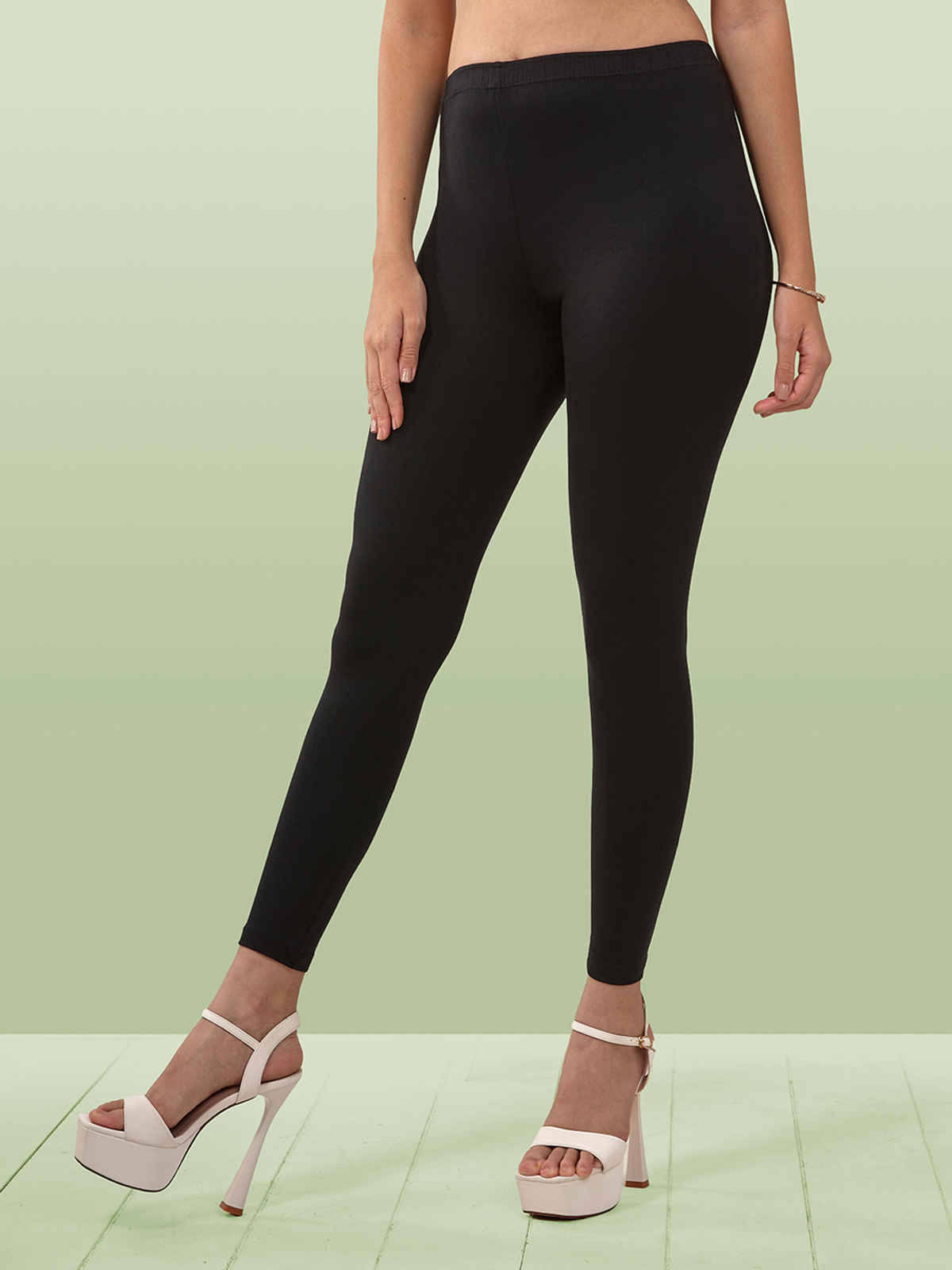 Lyra Women's Cotton Perfect Fit Ankle Leggings