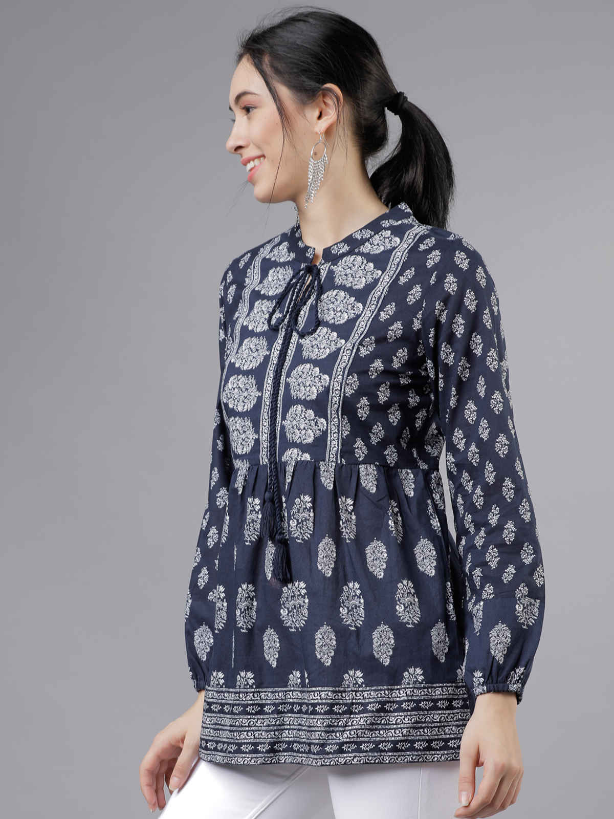 Vishudh Women Navy Blue & White Printed Tunic