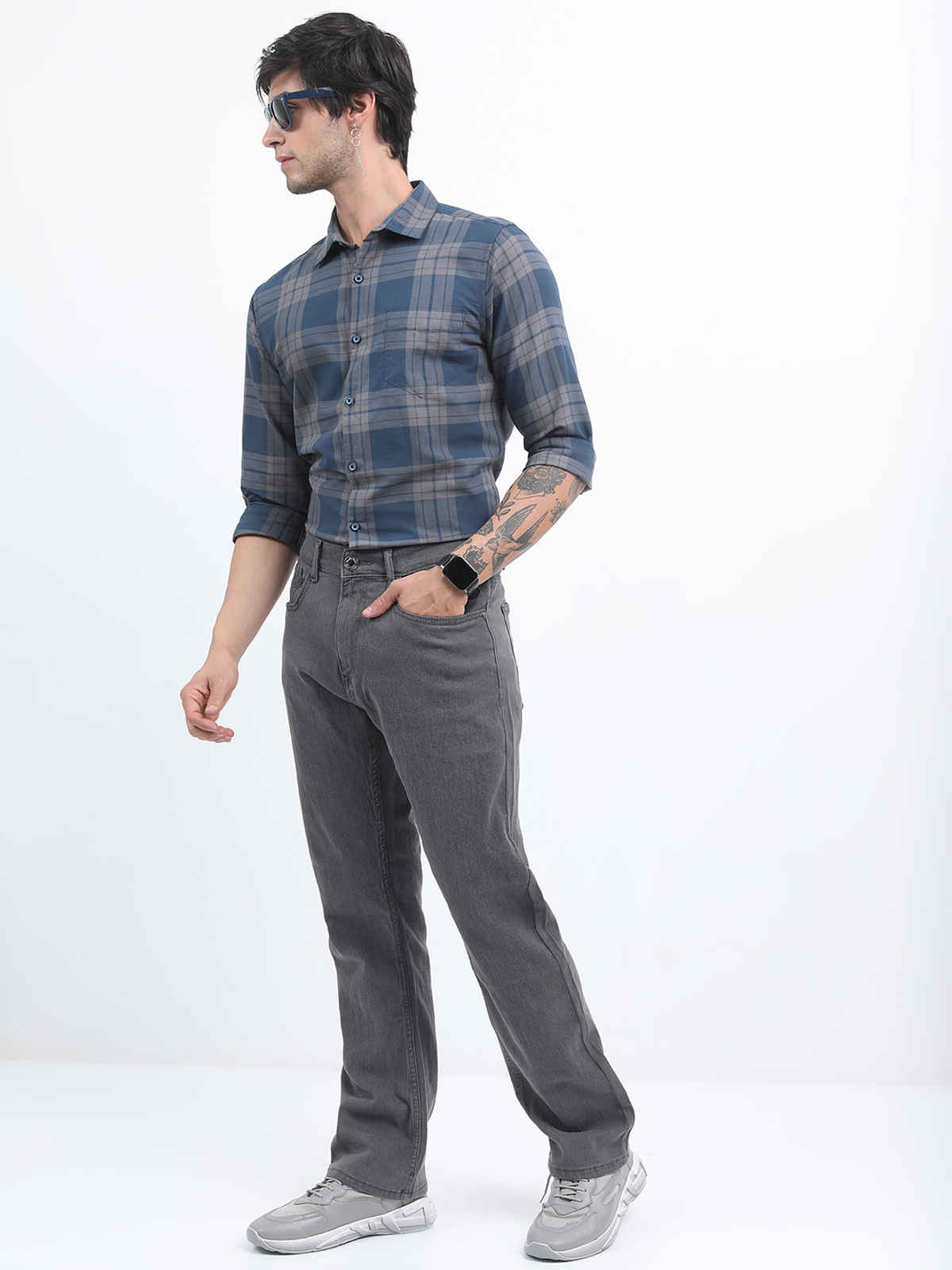 HIGHLANDER Men's Checked Casual Slim Fit Shirt | Blue - L