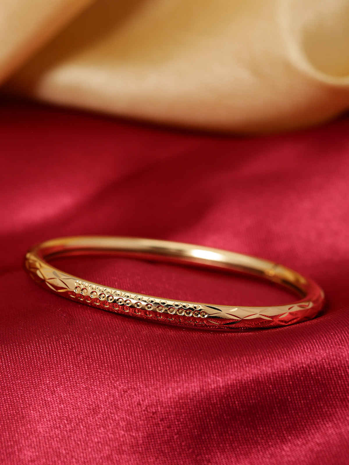 Priyaasi Gold-Plated Circular Shape Openable Kada Bracelet