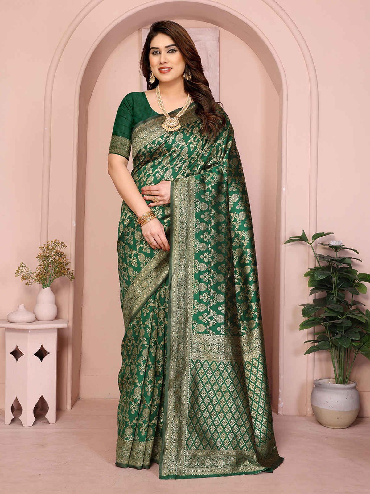 Hema Silk Mills Women Woven Banarasi Silk Blend Saree | Green