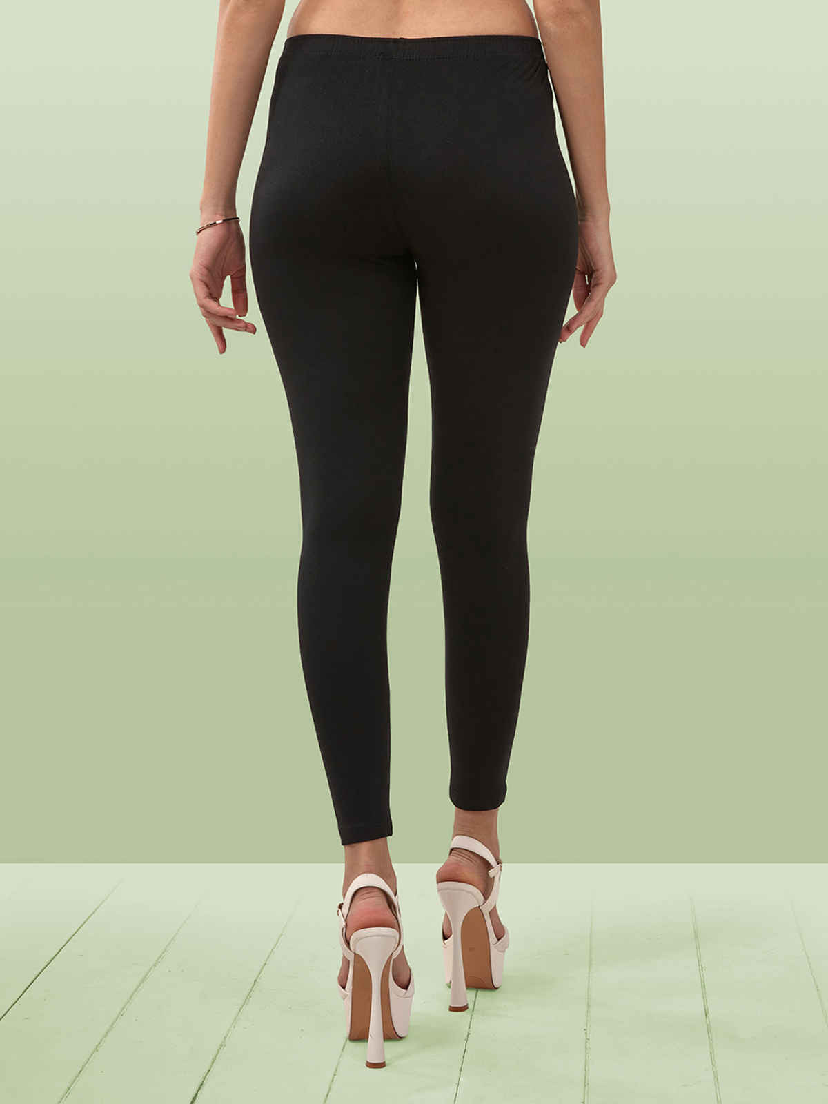 Lyra Women's Cotton Perfect Fit Ankle Leggings
