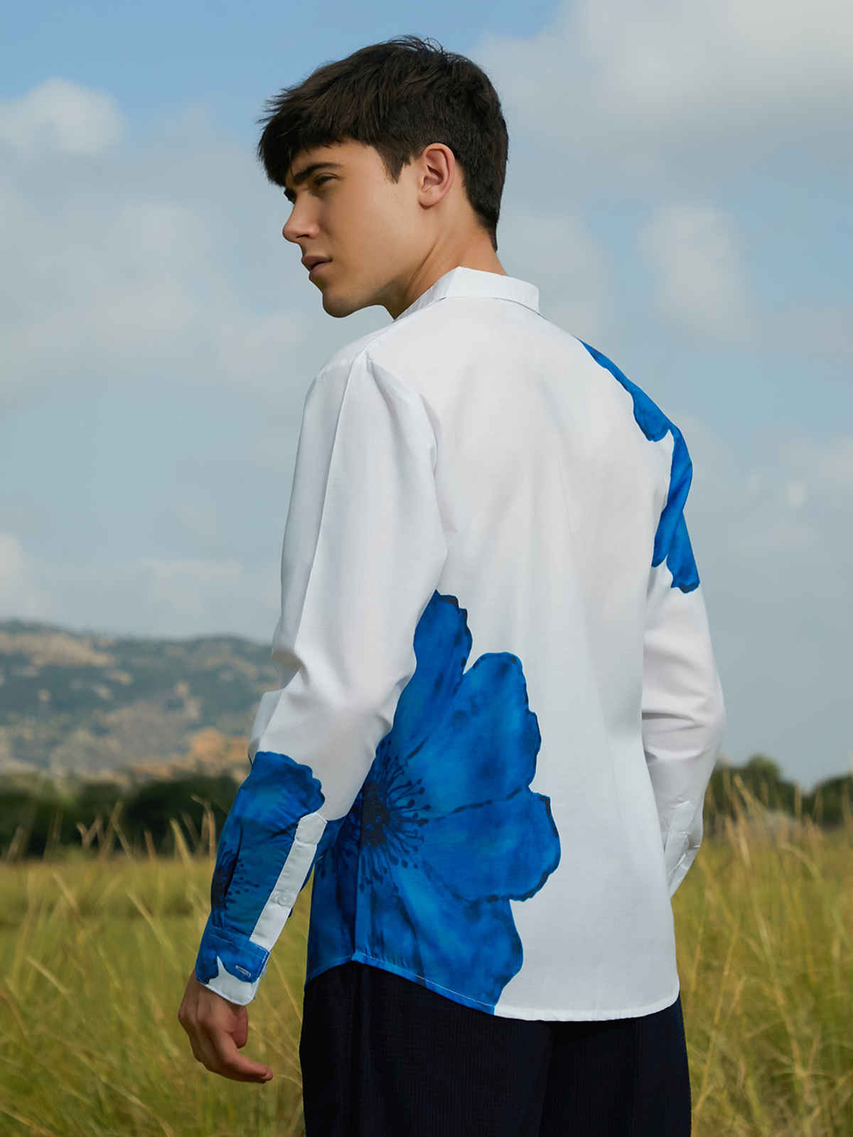 Campus Sutra Men's Primrose Flora Shirt | Royal Blue - L