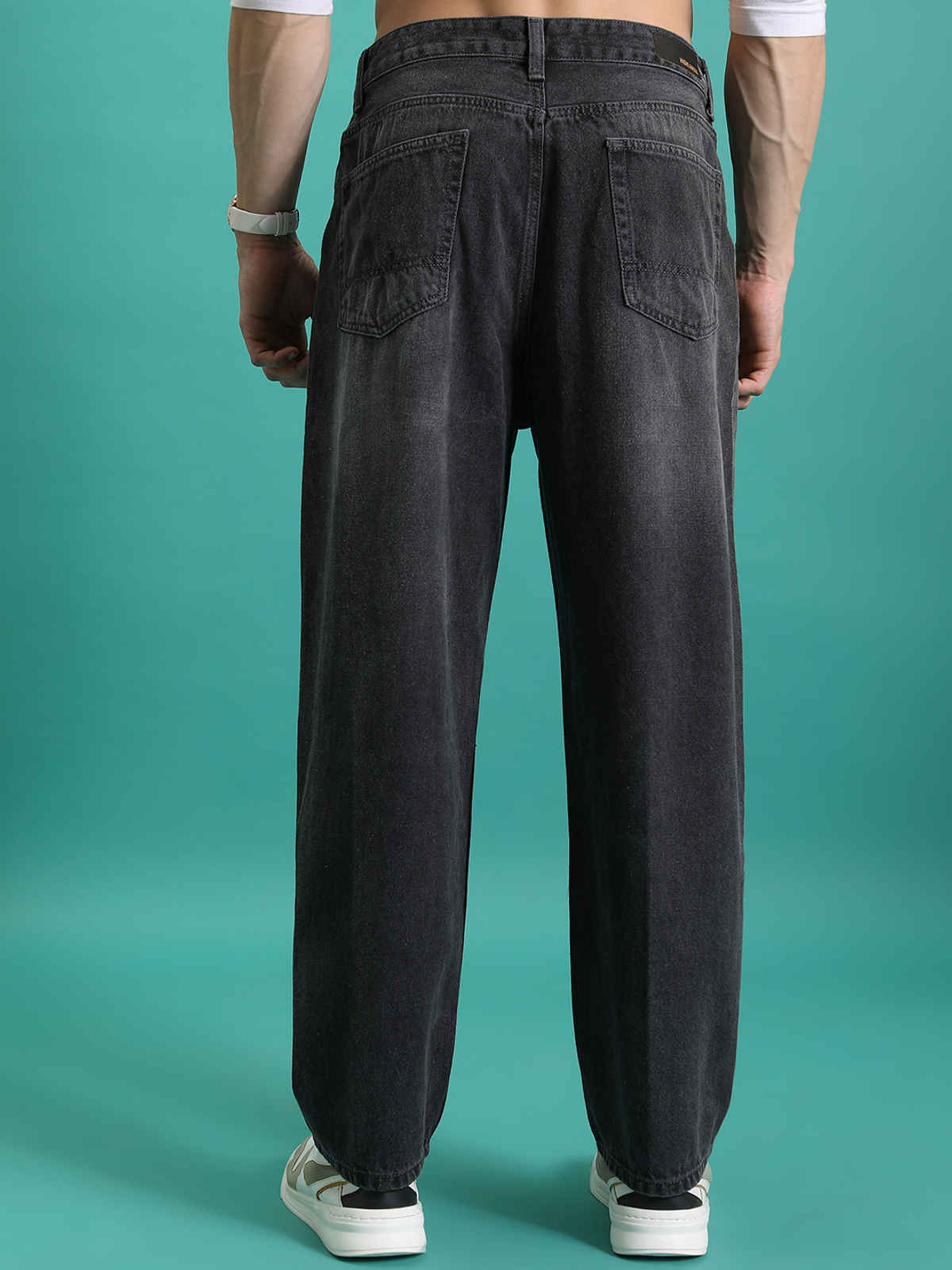 HIGHLANDER Men's Relax Fit Baggy Jeans | Grey - 36