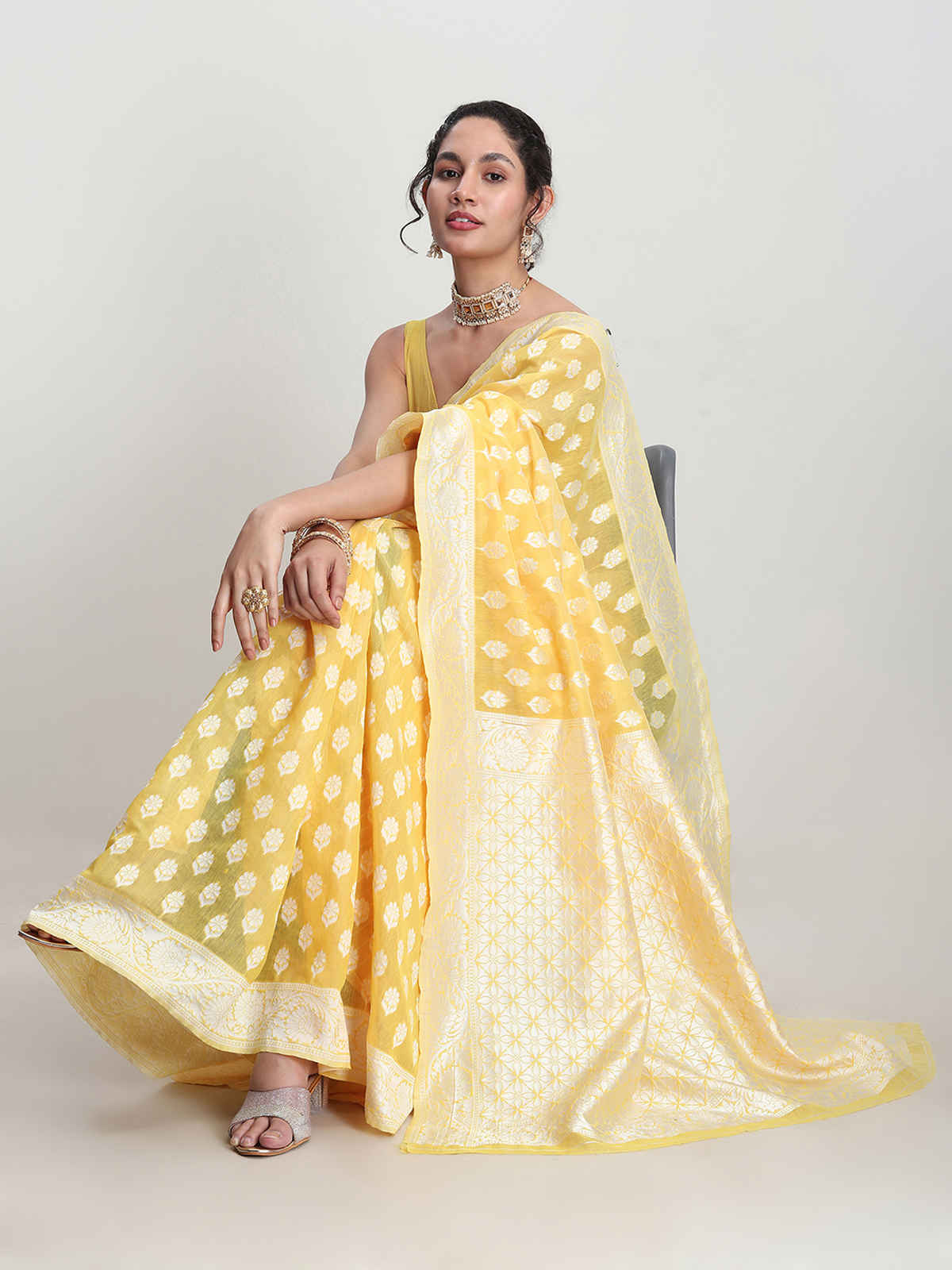 Janasya Women's Silk Blend Floral Woven Design Jacquard Saree with Blouse Piece | SAR632 | Yellow
