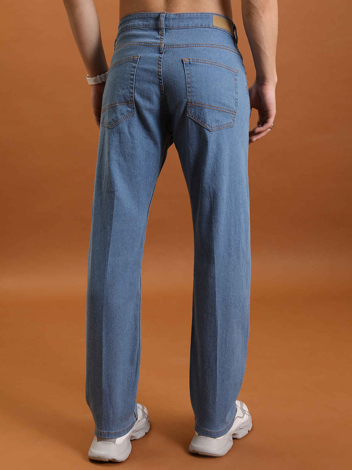 Highlander Men's Straight Fit Mid-Rise Clean Look Light Fade Stretchable Jeans | Light Blue - 32