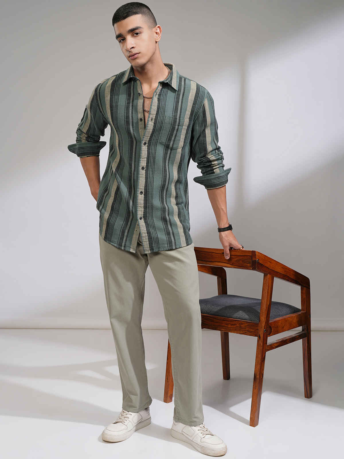 Highlander Men's Relaxed Fit Trouser | Green - 30