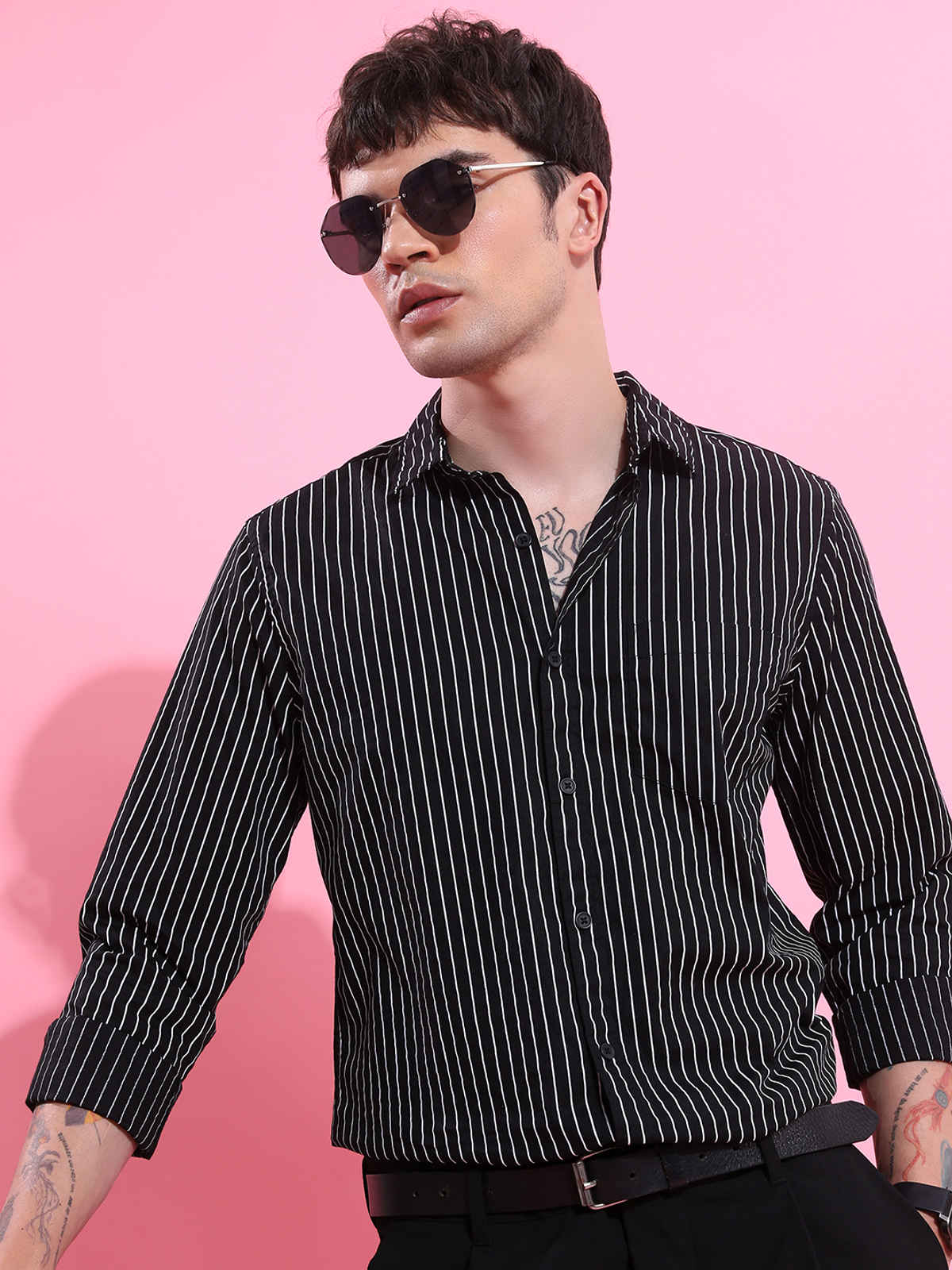 HIGHLANDER Striped Spread Collar Slim Fit Cotton Casual Shirt | Black - XL