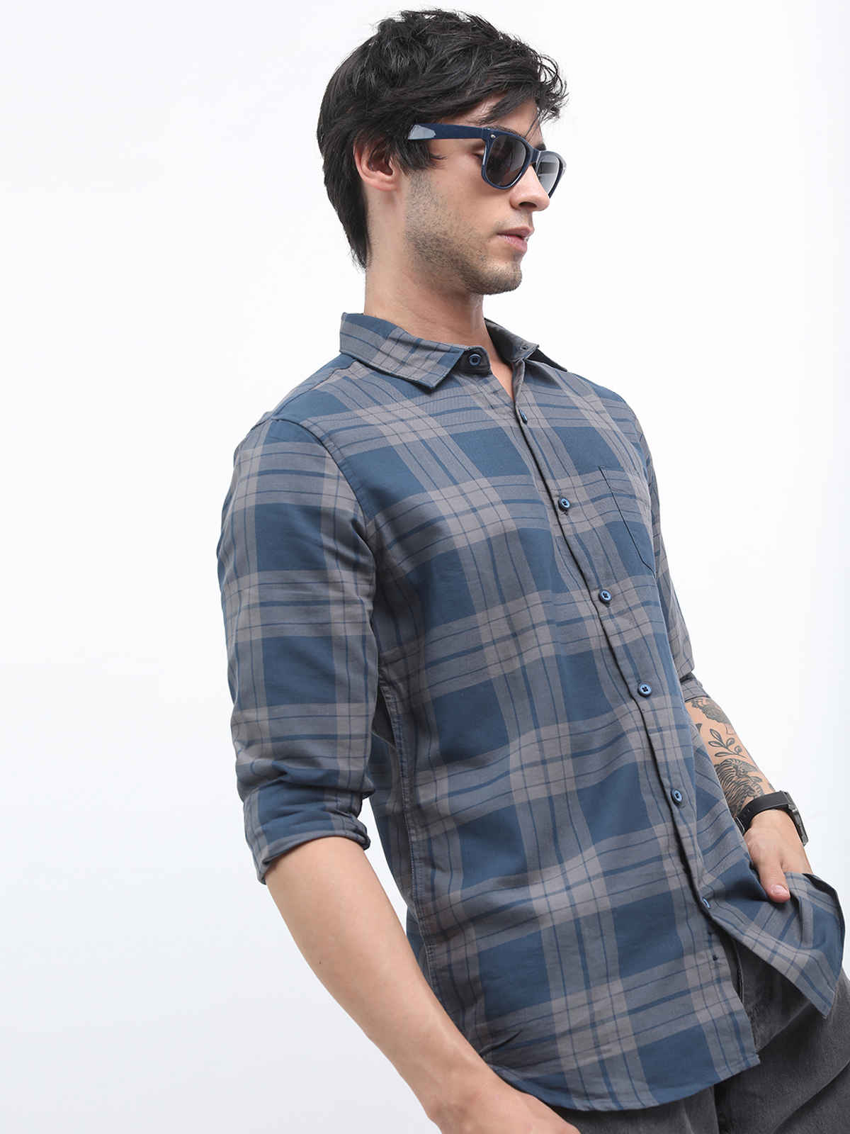 HIGHLANDER Men's Checked Casual Slim Fit Shirt | Blue - XL