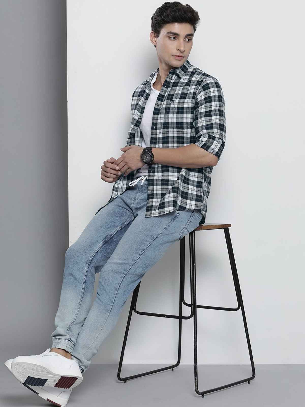 The Indian Garage Co Men's Slim Fit Checked Casual Shirt | Navy Blue - M