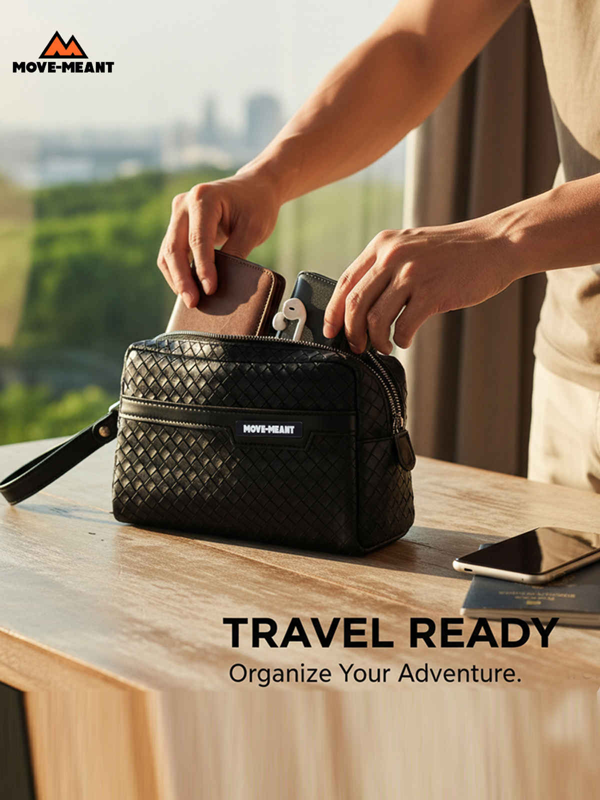 Move-Meant Crown Kit Black Travel Pouch Toiletry Kit With Compartemnts