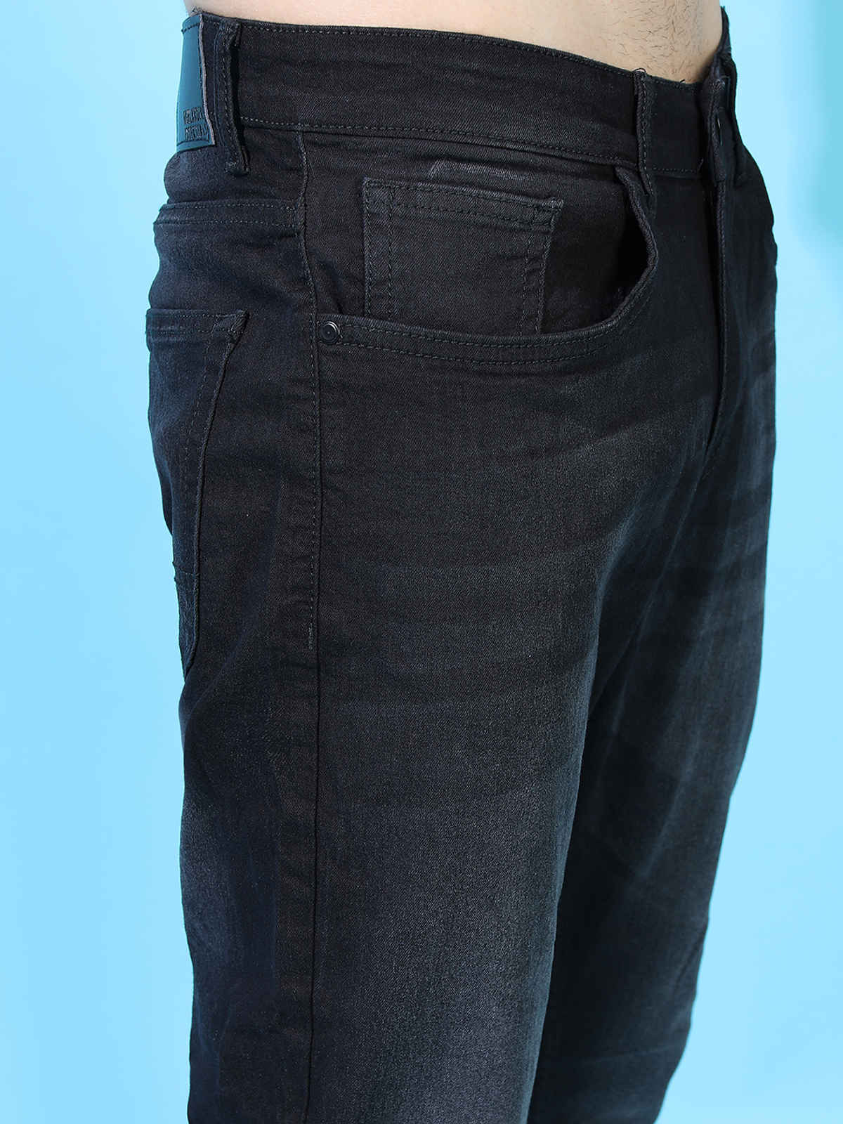 Highlander Men's Tapered Fit Mid-Rise Clean Look Stretchable Jeans | Black - 34