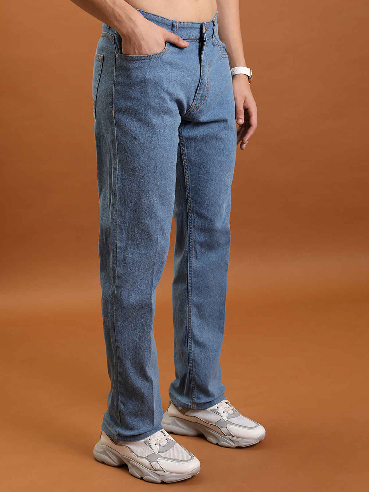 Highlander Men's Straight Fit Mid-Rise Clean Look Light Fade Stretchable Jeans | Light Blue - 32