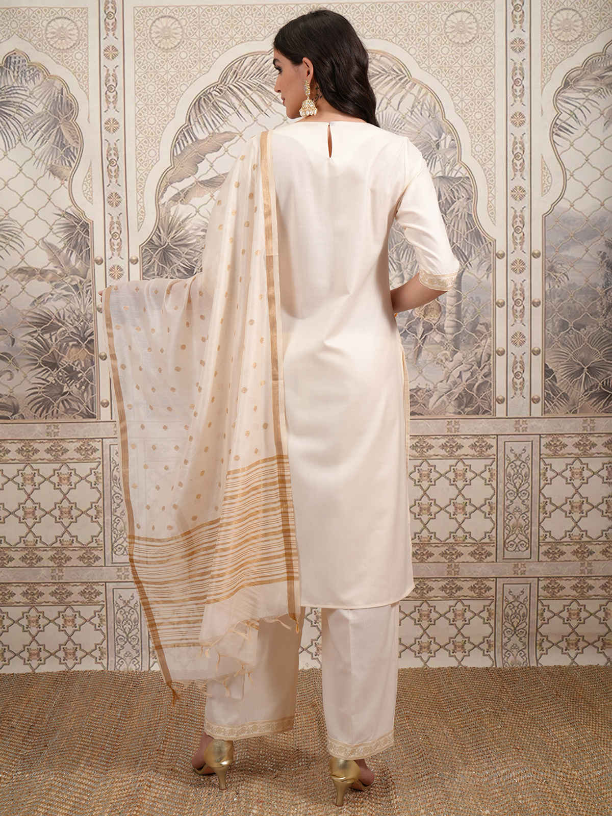 Vishudh Women's Foil Print Straight Kurta with Cropped Palazzo with Dupatta | PVK3000037 |Cream -XL
