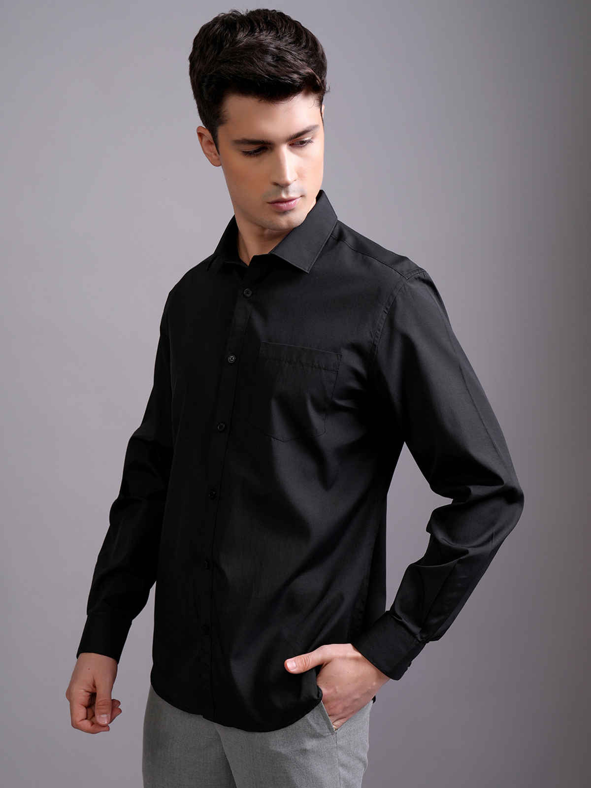 Highlander Men's Slim Fit Shirt | Black - M
