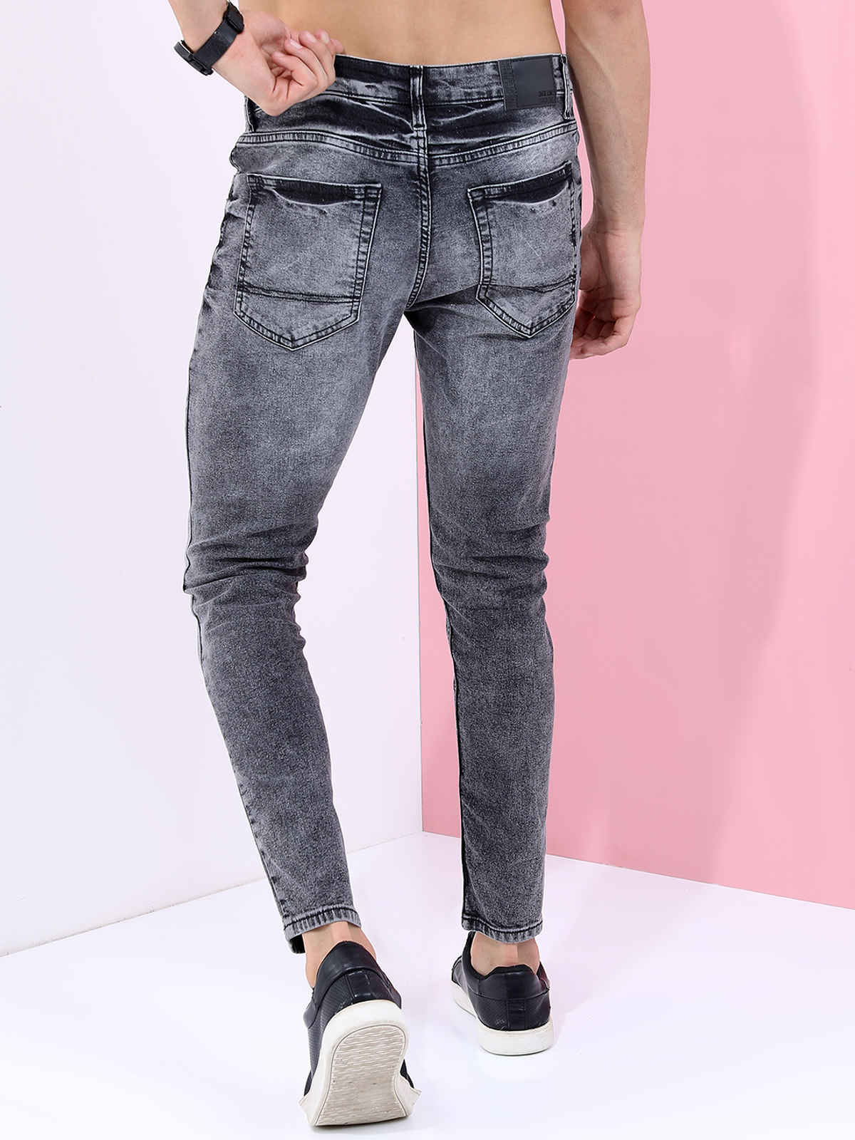 Highlander Men's Tapered Fit Heavy Fade Stretchable Jeans | Grey - 36