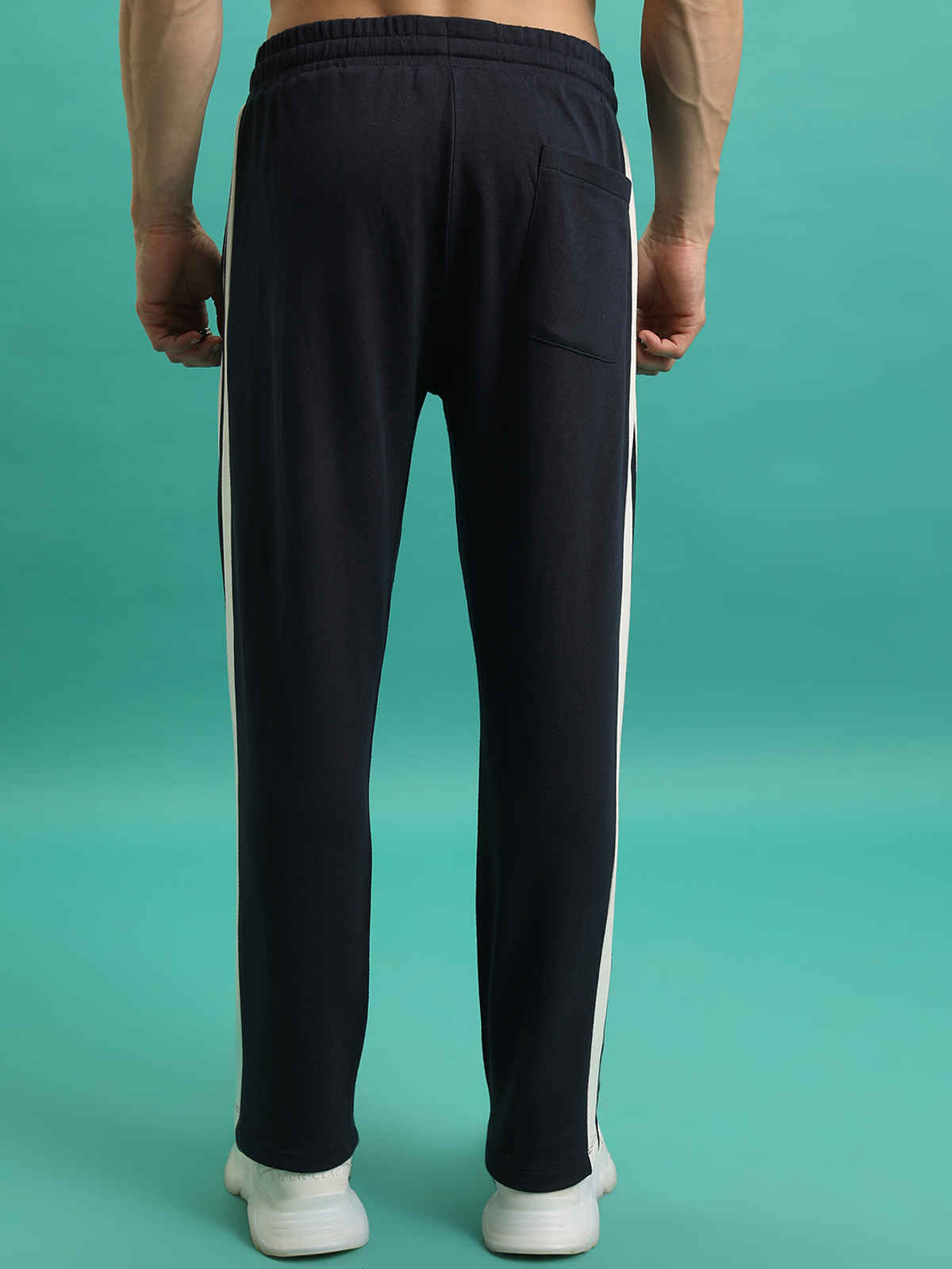 HIGHLANDER Men's Relaxed-Fit Track Pants | Navy Blue - 36