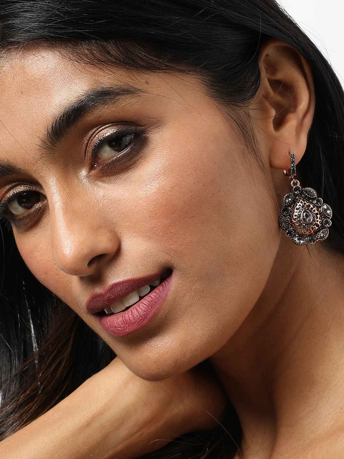 Sohi Trendy Designer Stone Drop Earring For Women's