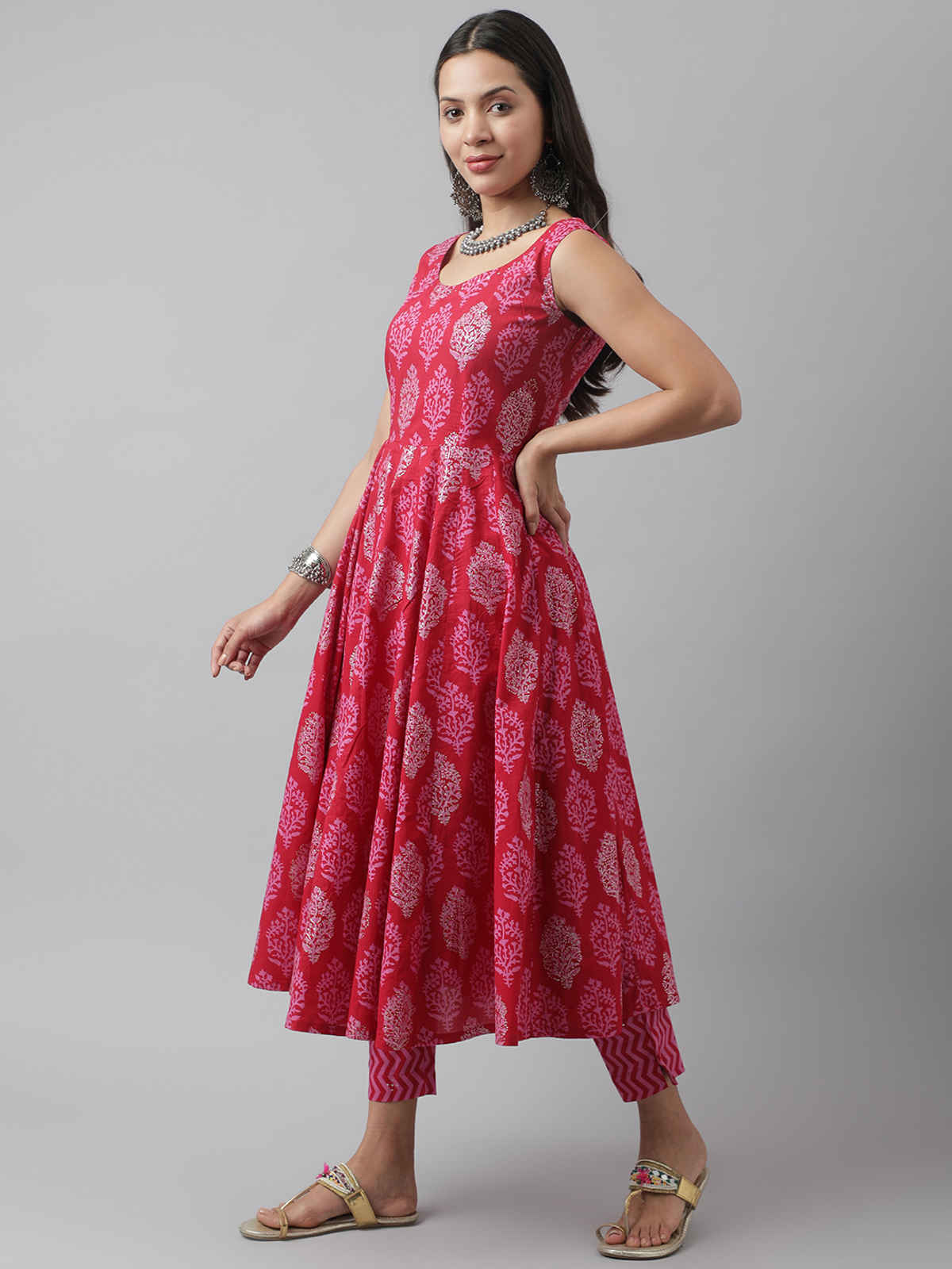 Divena Women s Magenta Floral Cotton Anarkali Kurta Pant Set with Dupatta | DK0840 | L