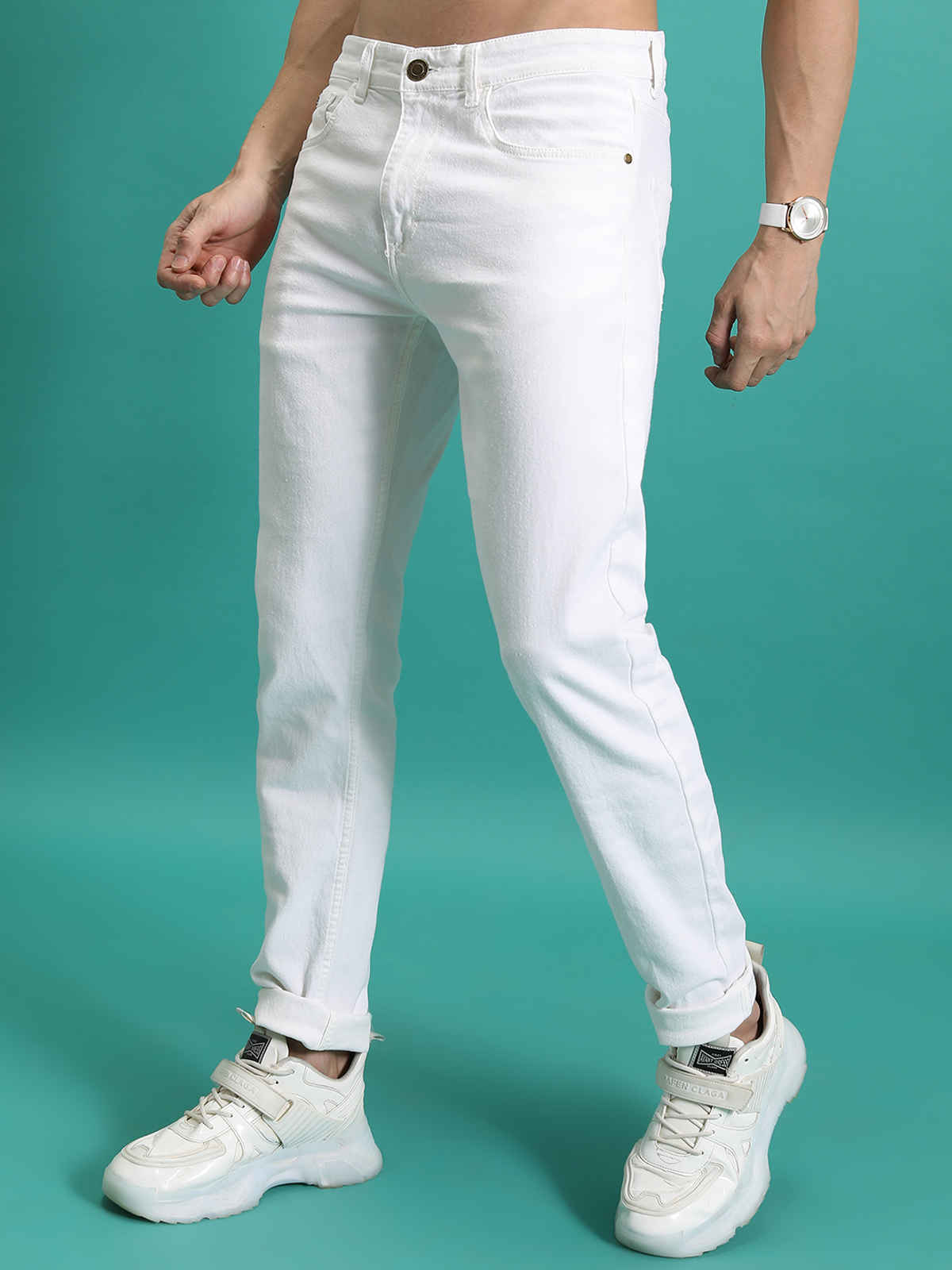 Highlander Men's Tapered Fit Mid-Rise Clean Look Stretchable Jeans | White - 30