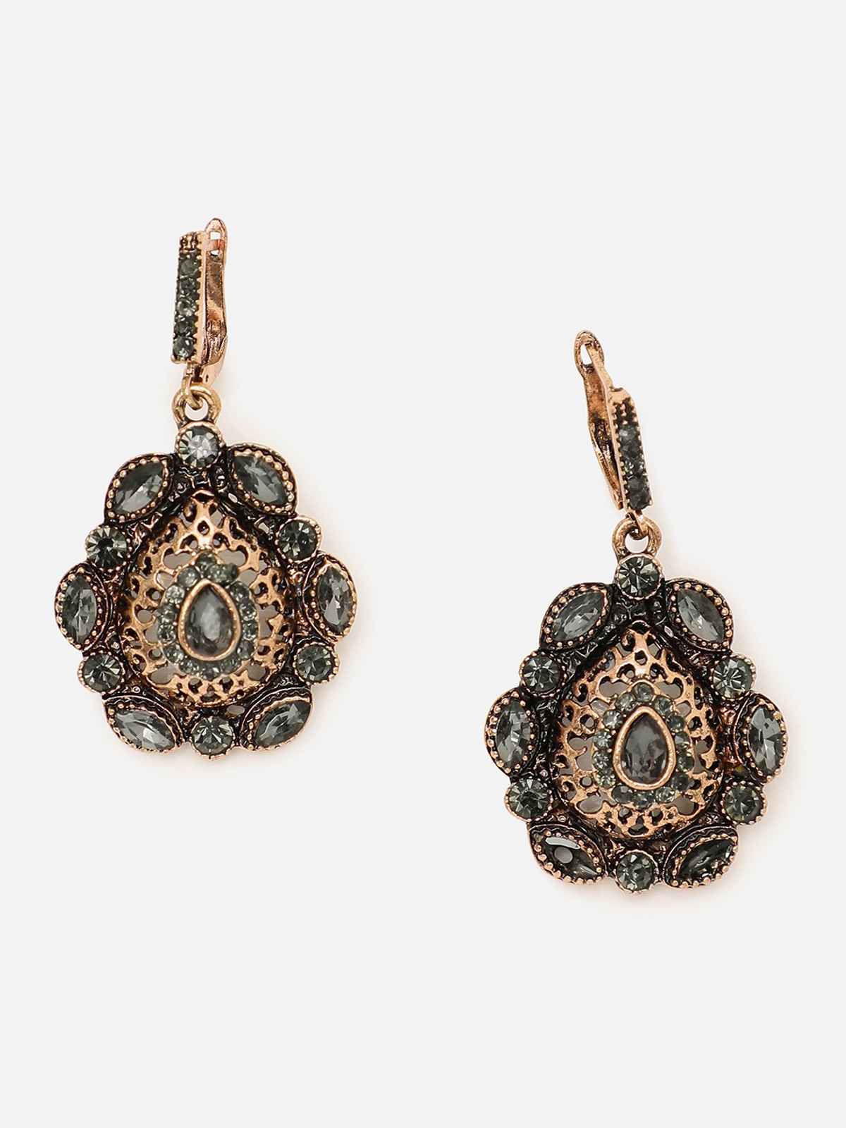 Sohi Trendy Designer Stone Drop Earring For Women's