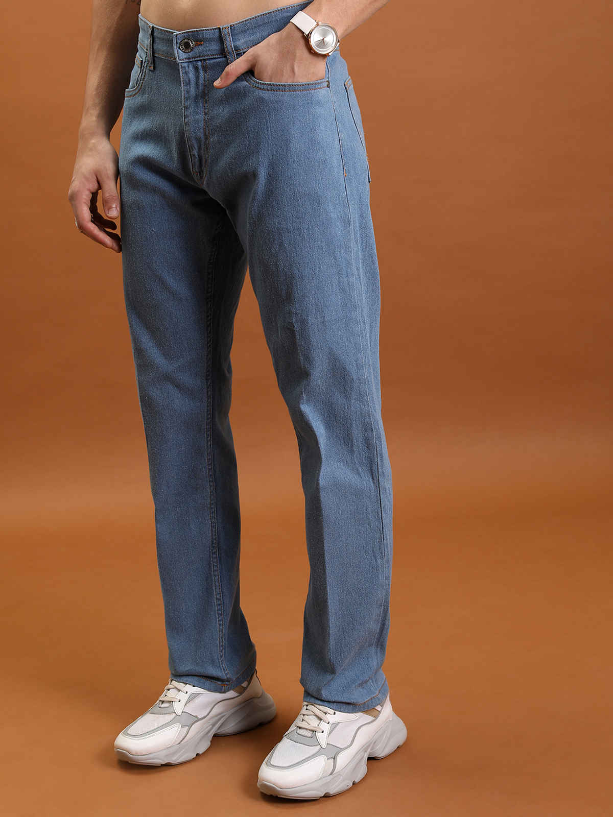 Highlander Men's Straight Fit Mid-Rise Clean Look Light Fade Stretchable Jeans | Light Blue - 32