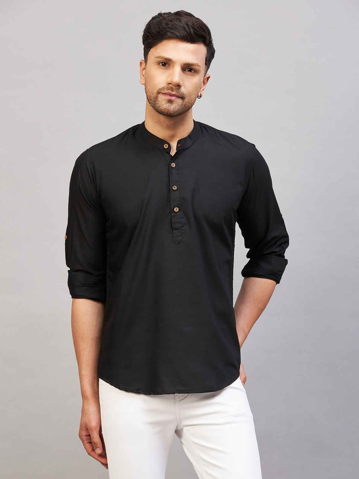 Vastramay Men's Black Cotton Blend Short Kurta | XL