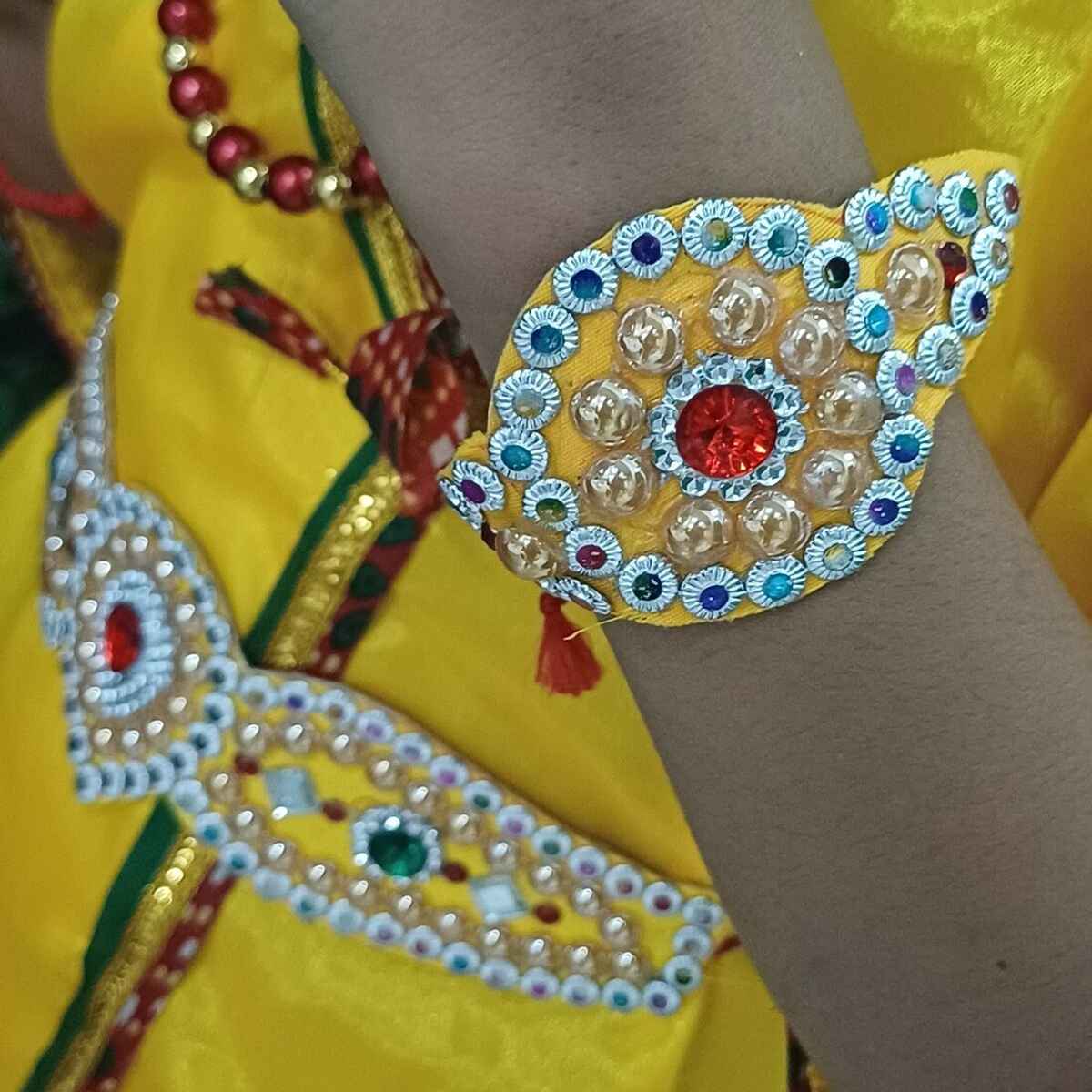 Kids Baju Bandh Golden Work | 9 x 3 cm