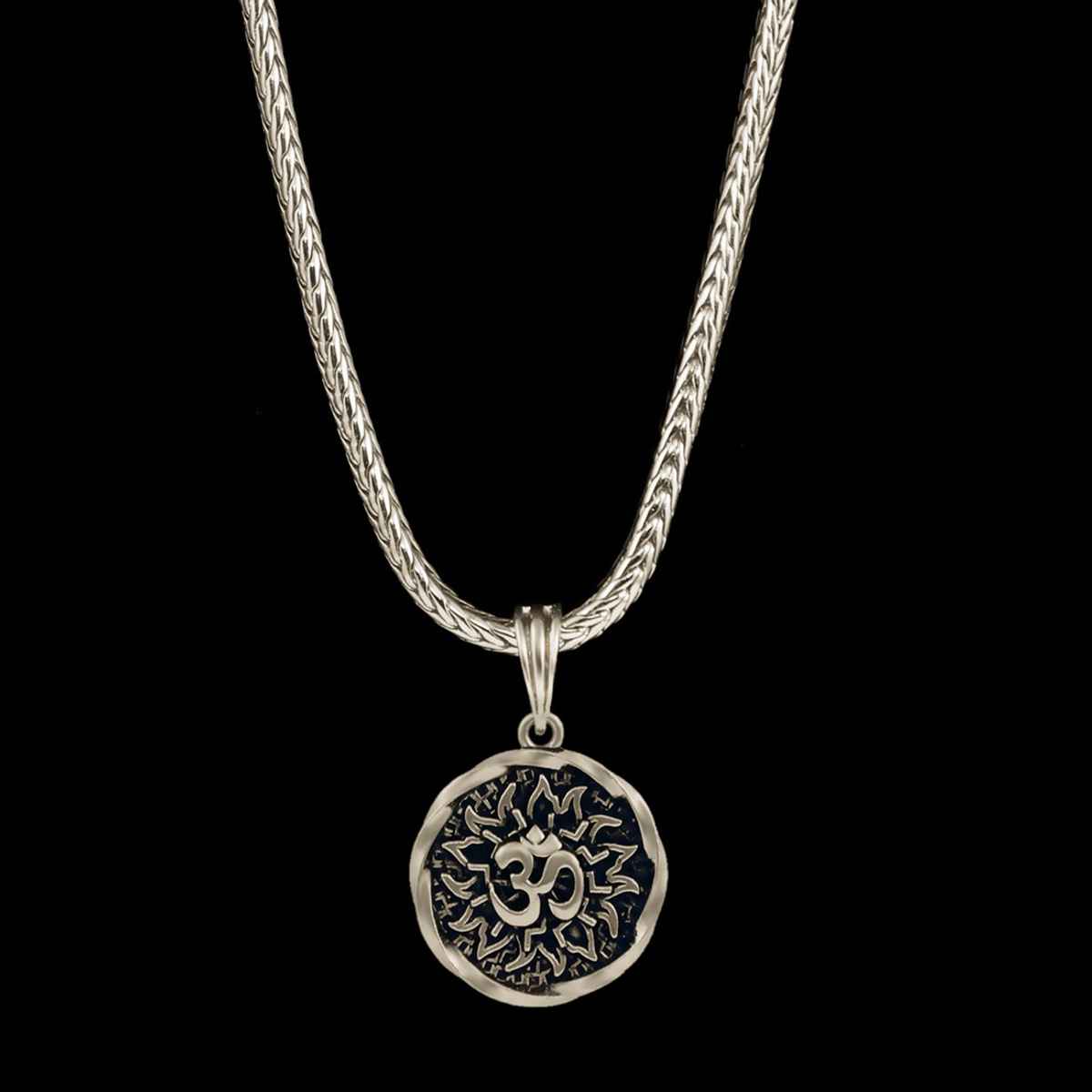 Nakabh Men's Locket Pendant Rhodium 50 Cm | NAK-2304216