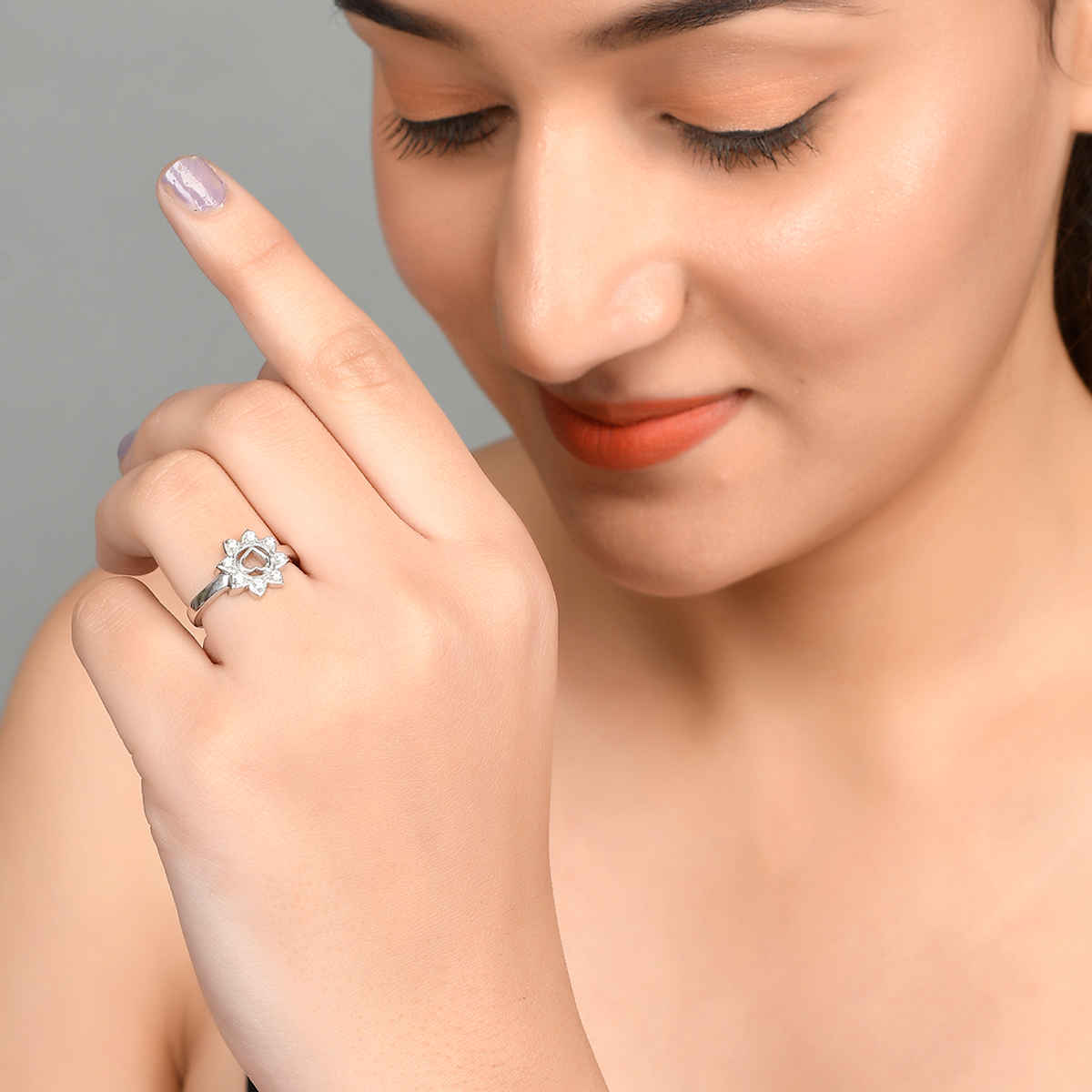Voylla Collection Floral Heart Ring