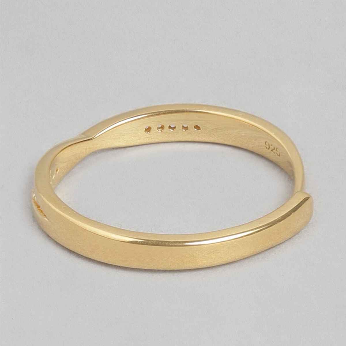 Zavya One line CZ CZ Gold Plated 925 Sterling Silver Ring