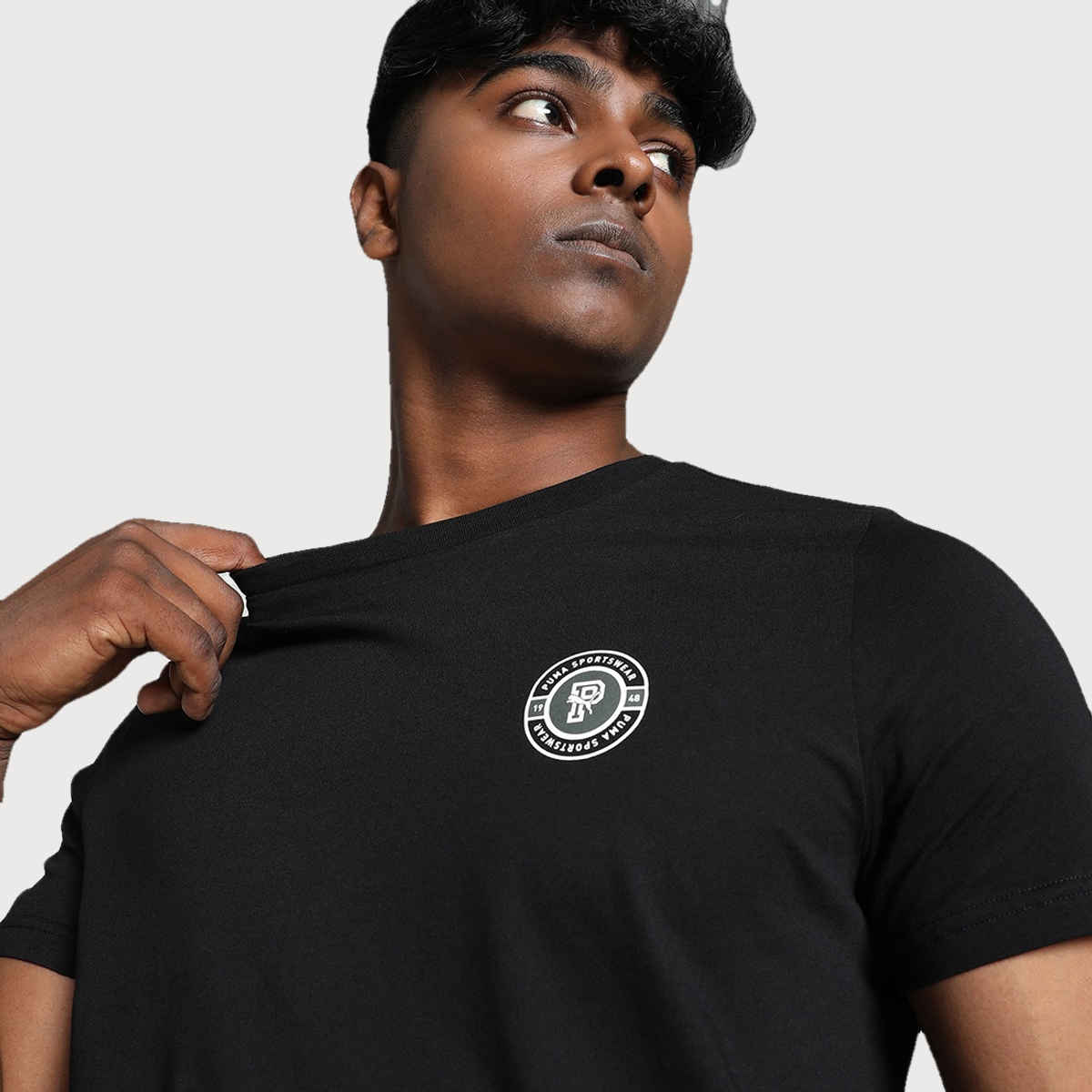 Puma Men's T-Shirt Round Graphic - Black | L