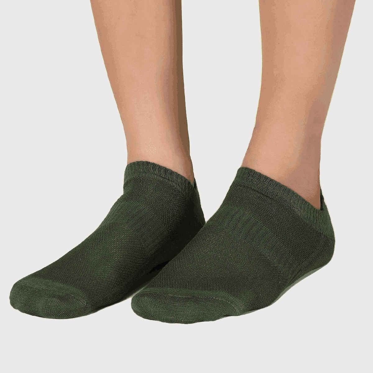 DaMENSCH Men's Aloe-Soft Below Ankle Solid Socks | Colour May vary